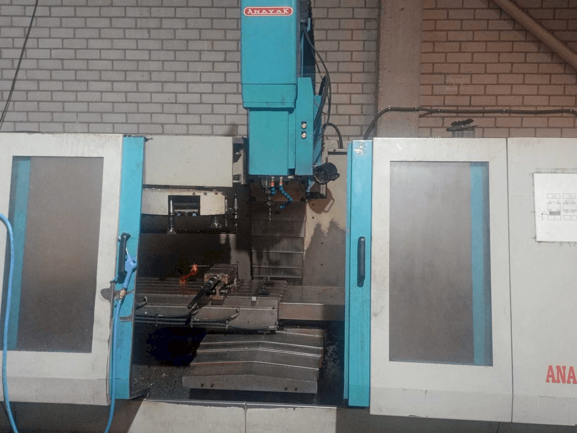 Makine ANAYAK Anakmatic 11 - Önden görünüm