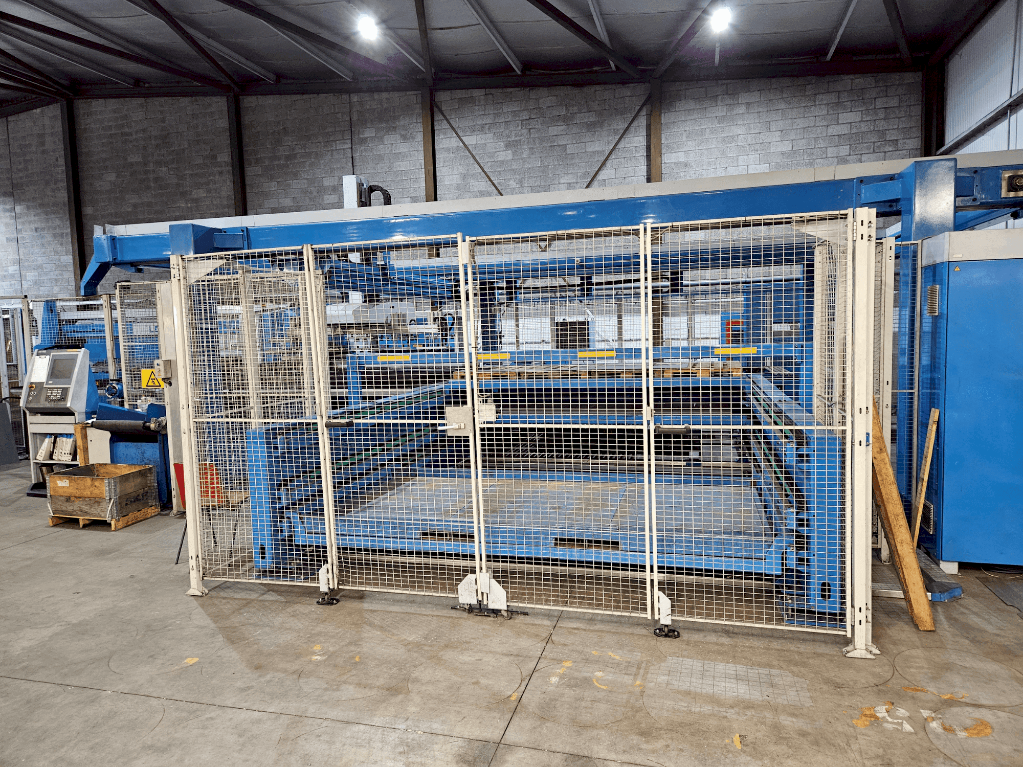 Makine Finn-Power LSR6/LC6 - Önden görünüm