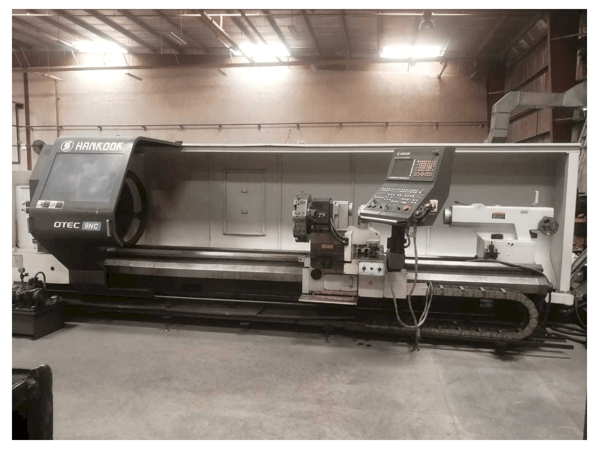 Makine HANKOOK PROTEC-9NC - Önden görünüm