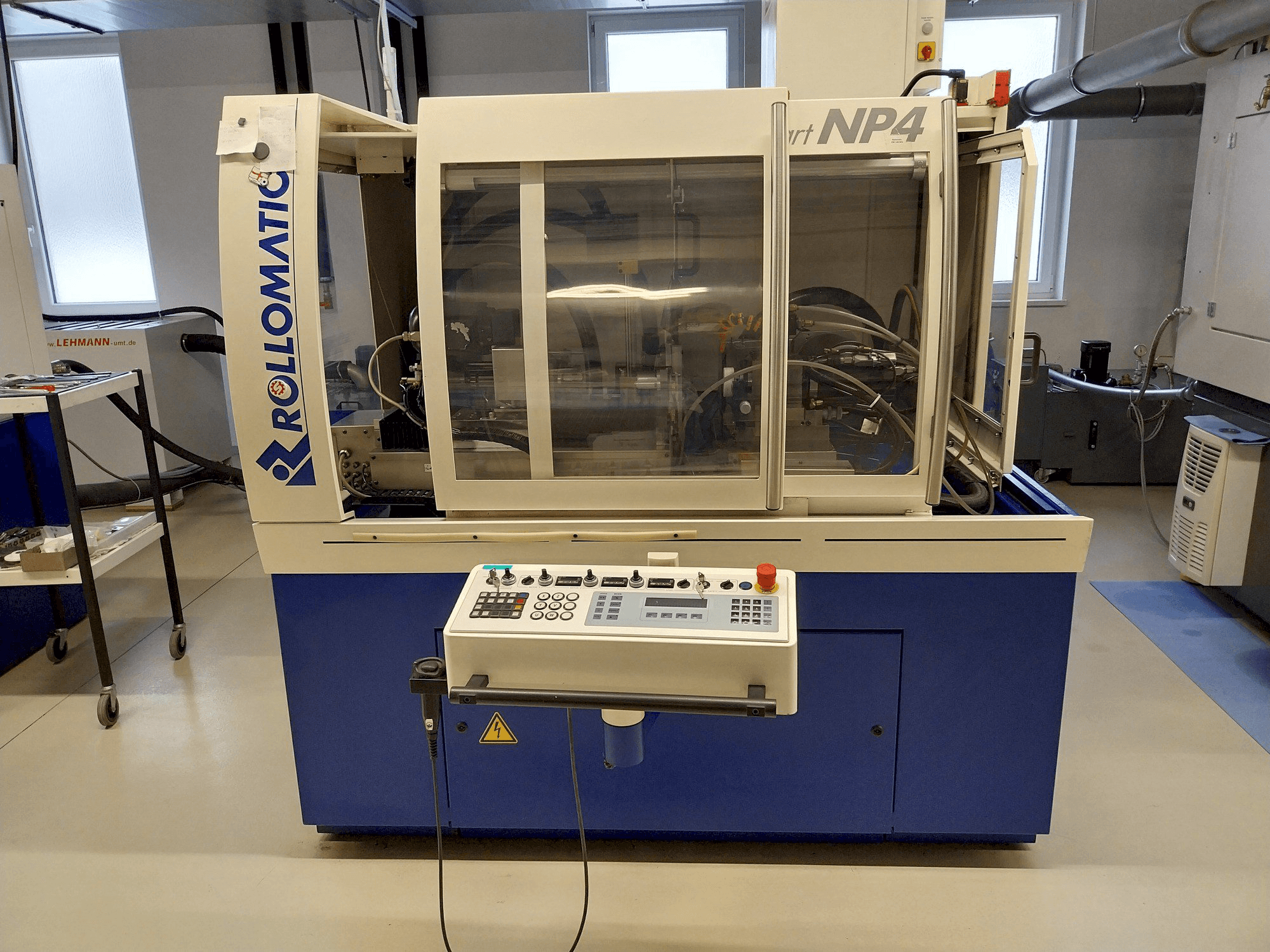 Makine ROLLOMATIC NP4 - Önden görünüm