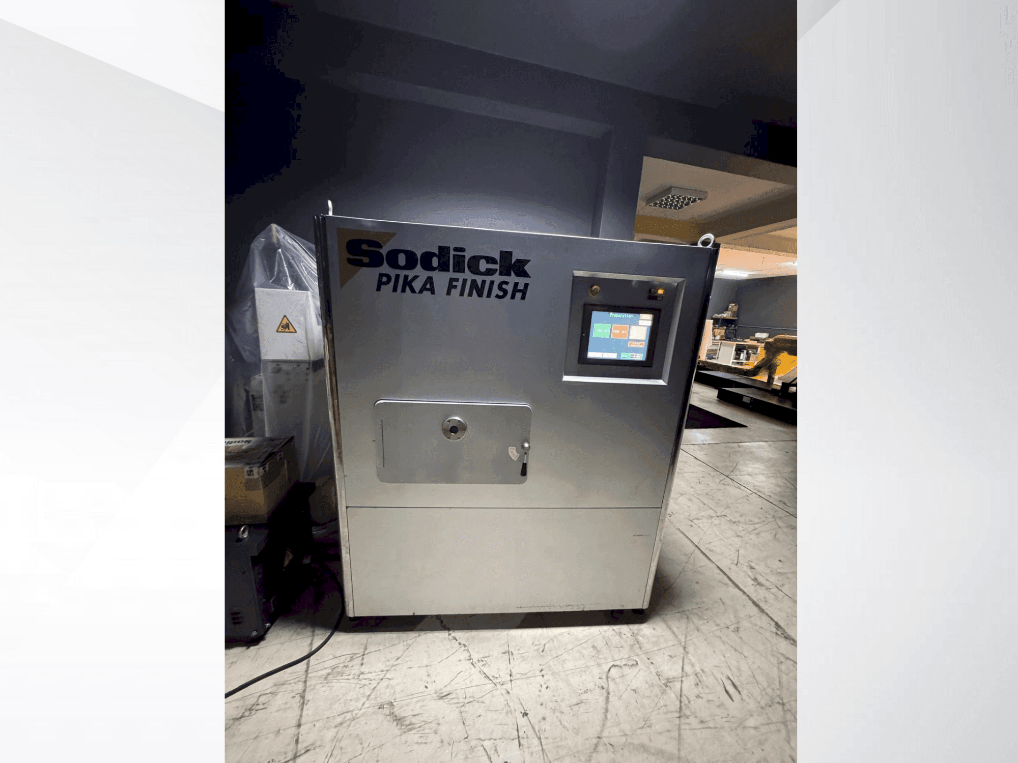 Makine Sodick Picka PF-32A - Önden görünüm
