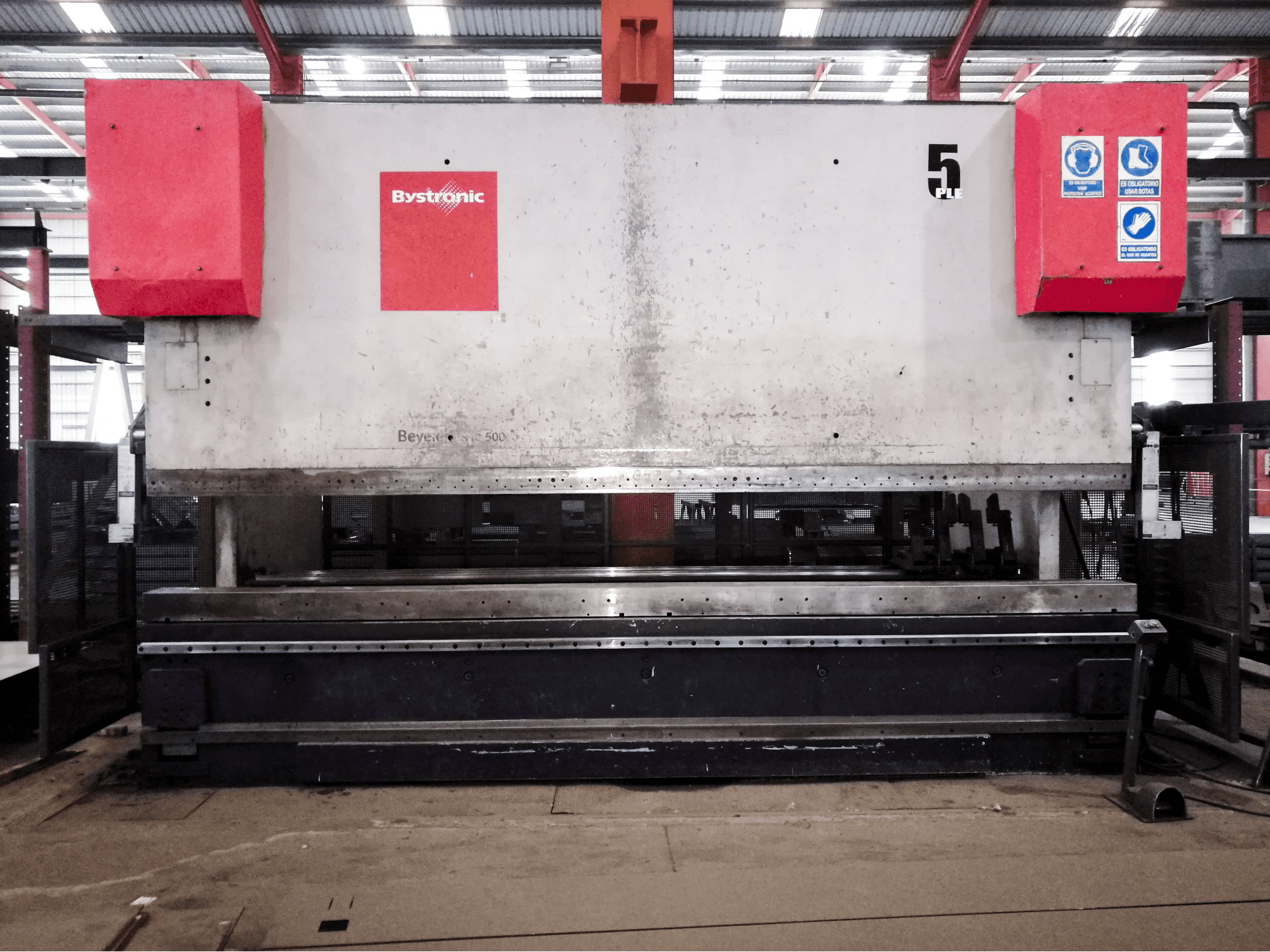 Makine Bystronic - Sol görünüm PR10