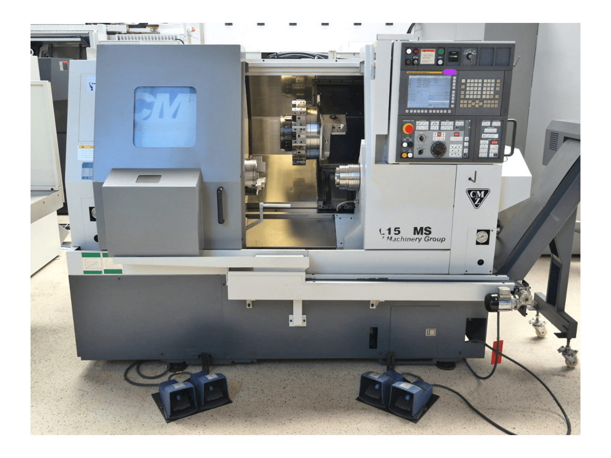 Makine CMZ TL 15 SMC - Önden görünüm