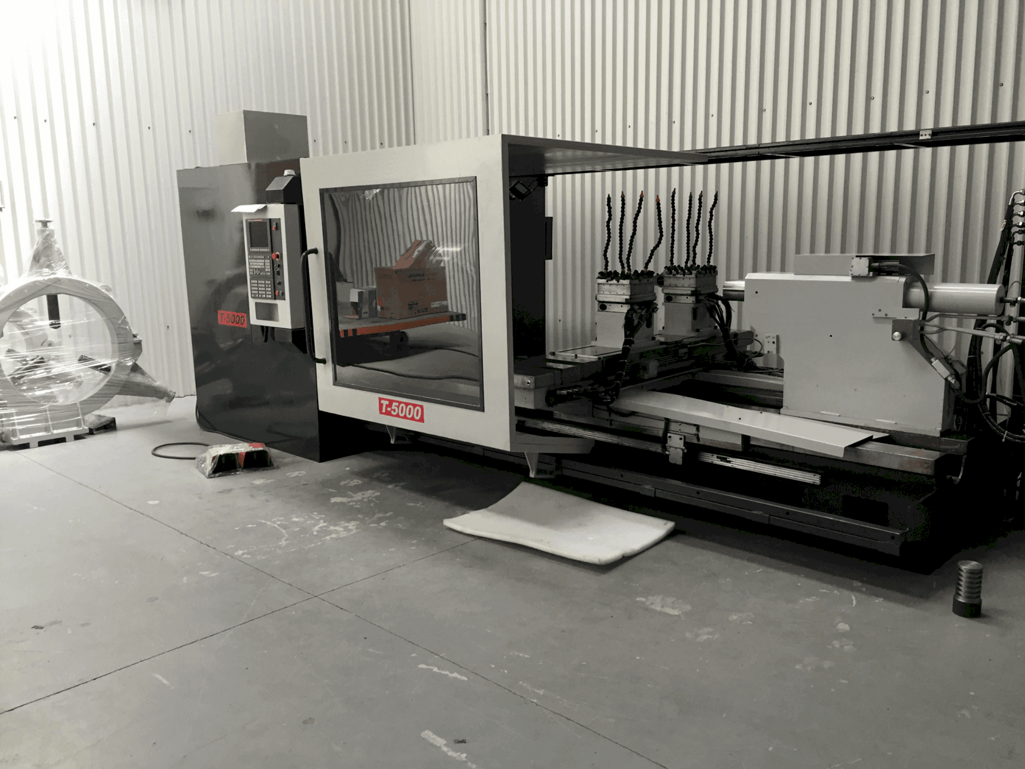 Makine RAIS T 5000 - Önden görünüm