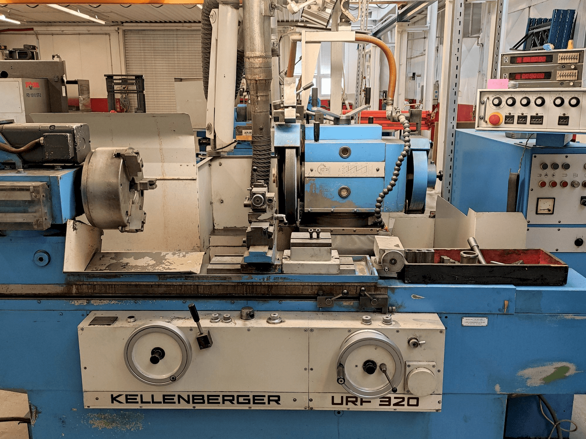 Makine KELLENBERGER URF 320 - Önden görünüm