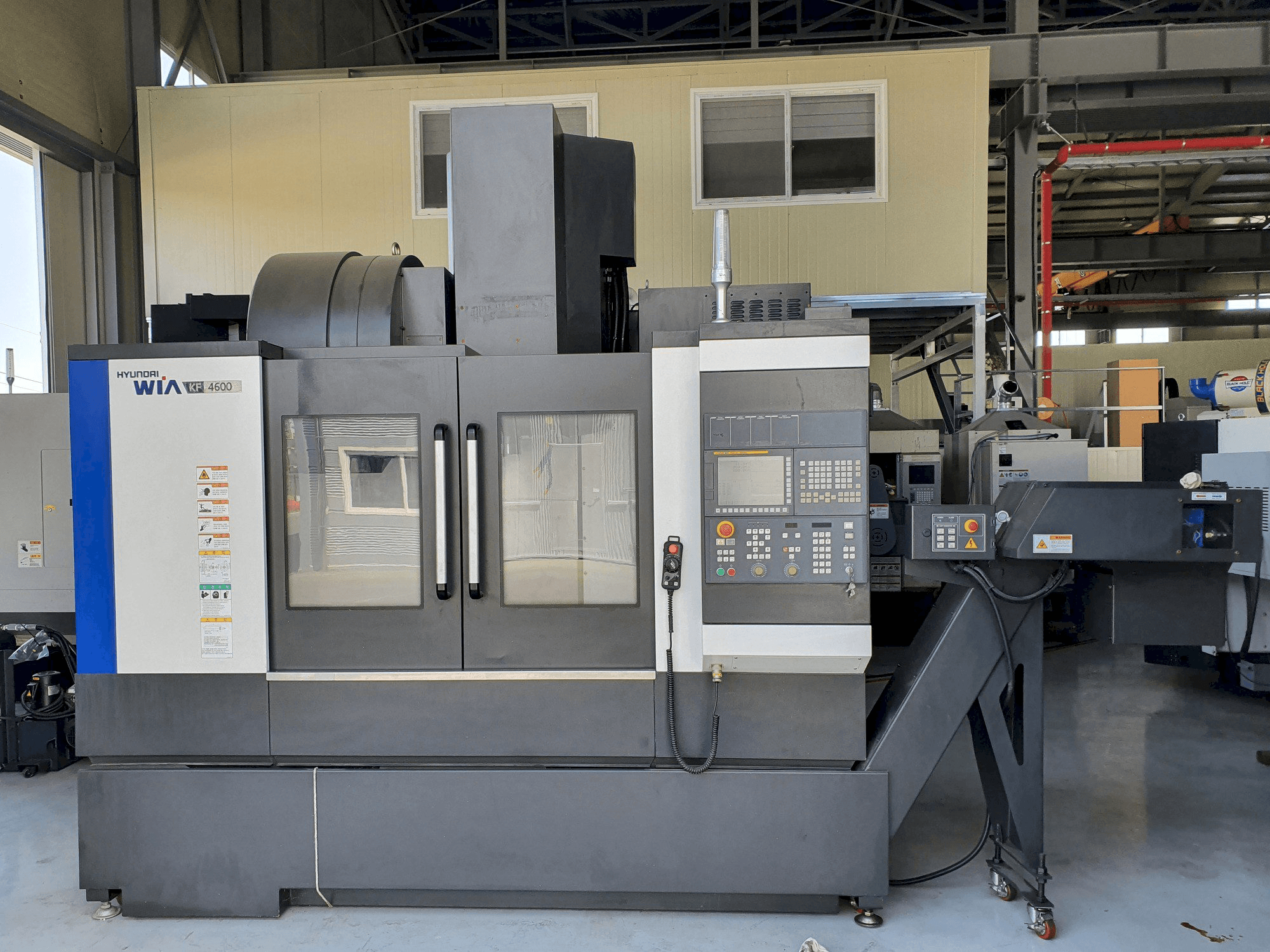 Makine Hyundai Wia KF4600 - Önden görünüm