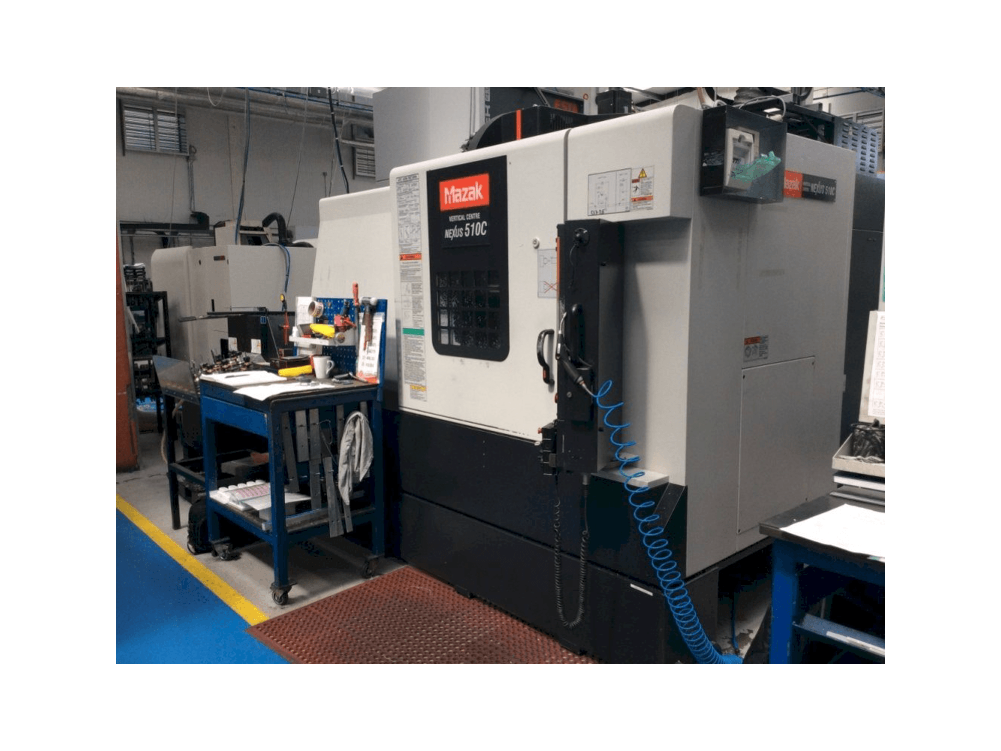 Makine Mazak Nexus VCN 510C - Önden görünüm