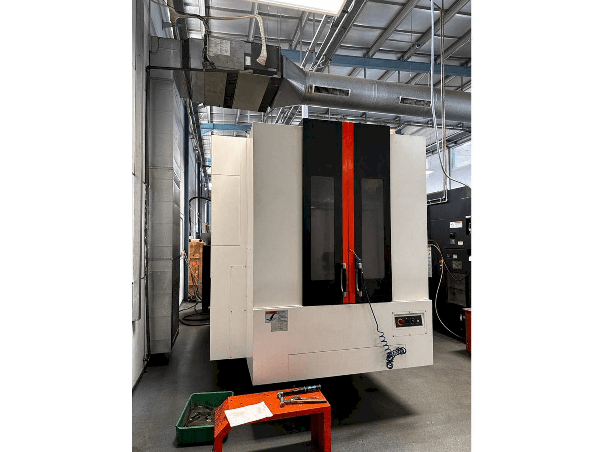 Makine Mazak NEXUS 4000-III - Önden görünüm