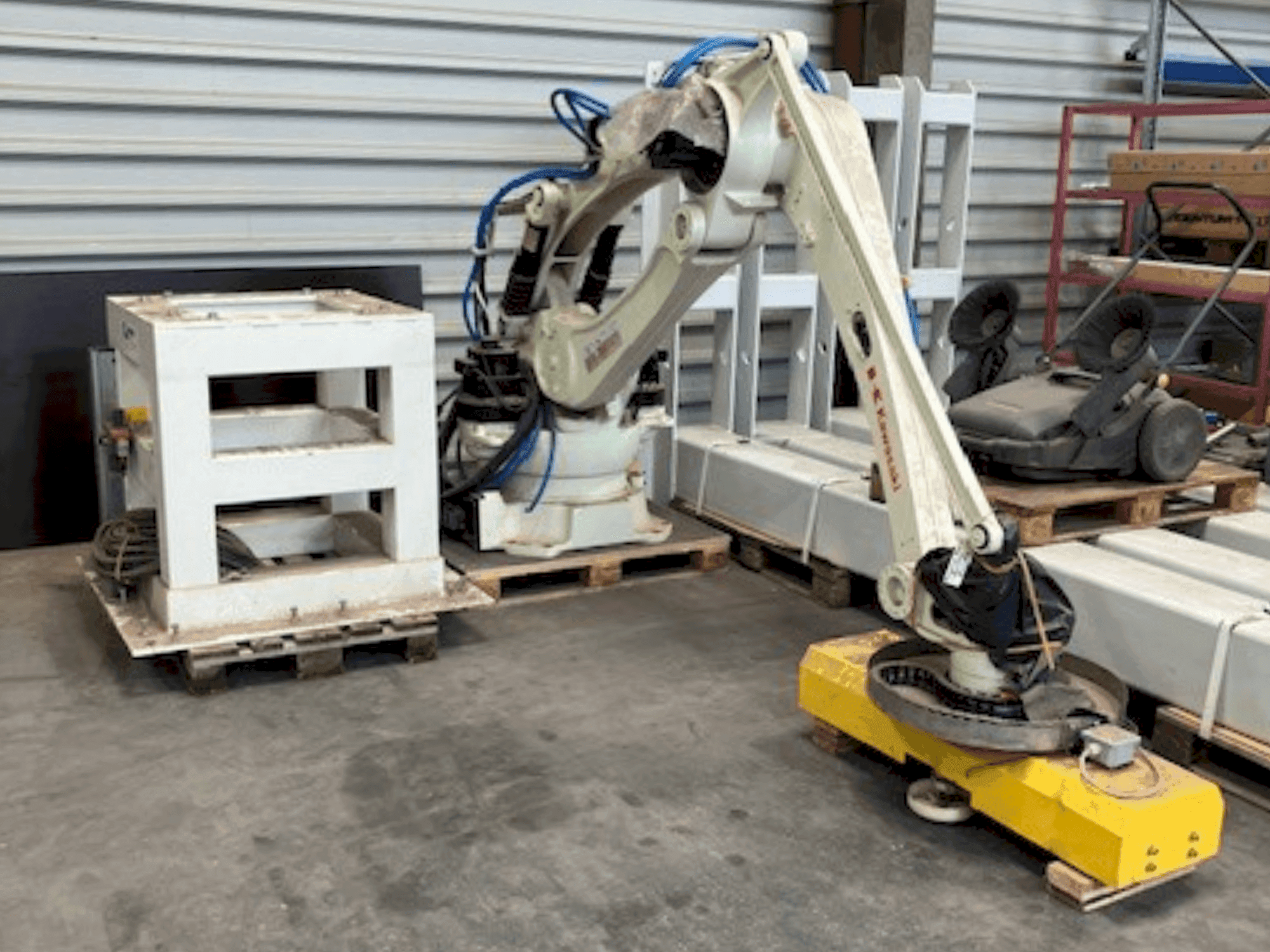 Makine Kawasaki 3CP180L-AC03 (2018) - Önden görünüm