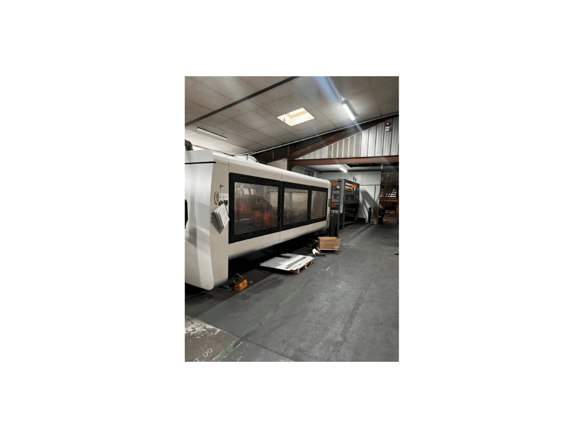 Makine Bystronic BySprint PRO 3015 - Önden görünüm