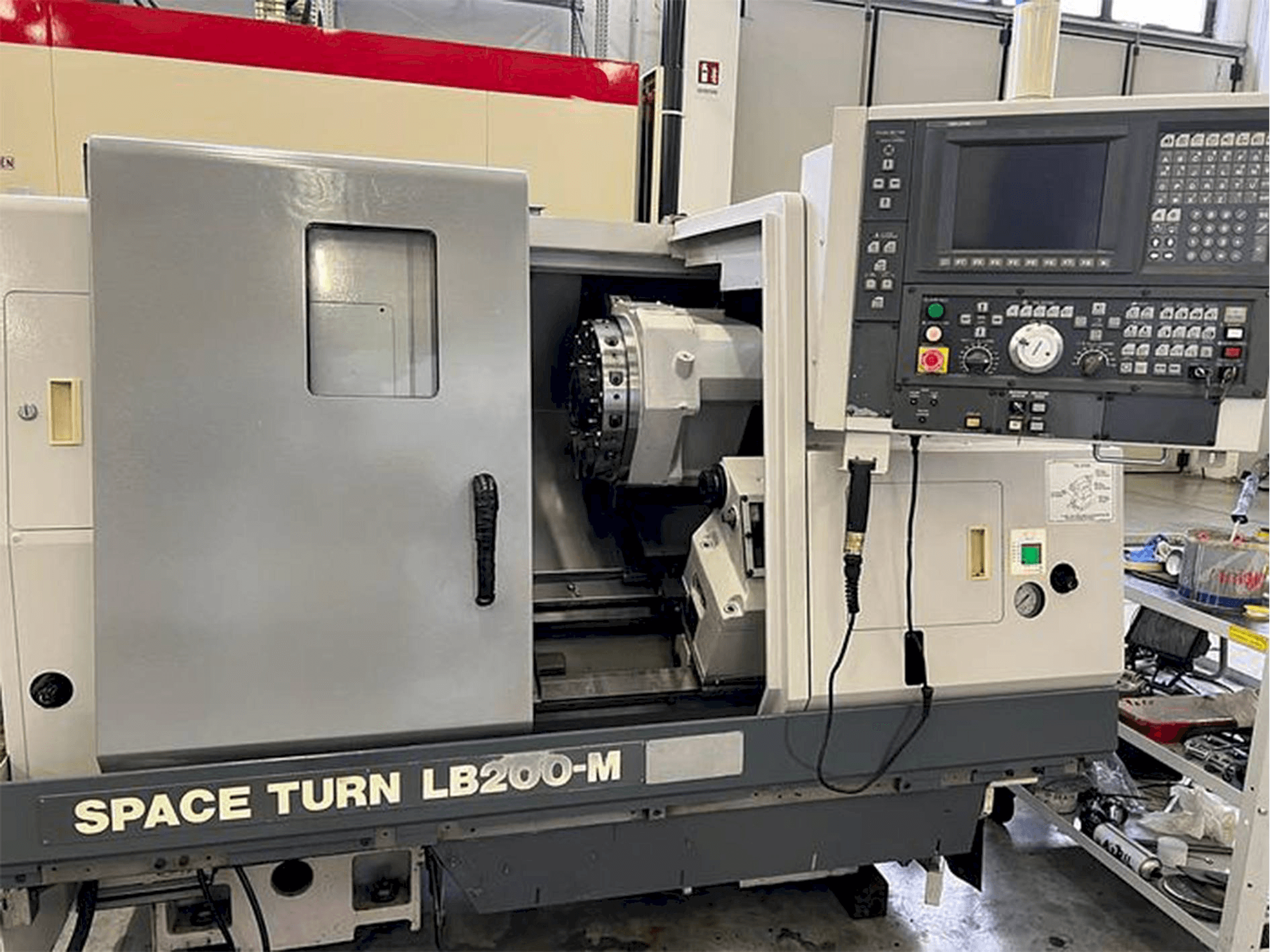 Makine Okuma Space Turn LB 200M - Önden görünüm