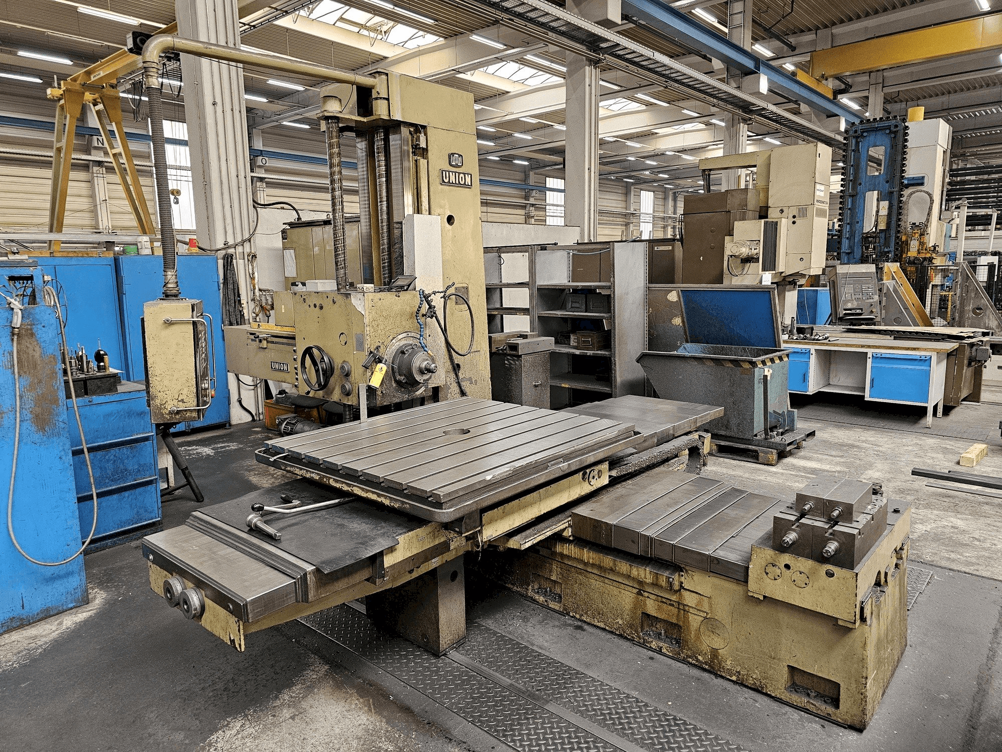 Makine UNION BFT 90 - Önden görünüm