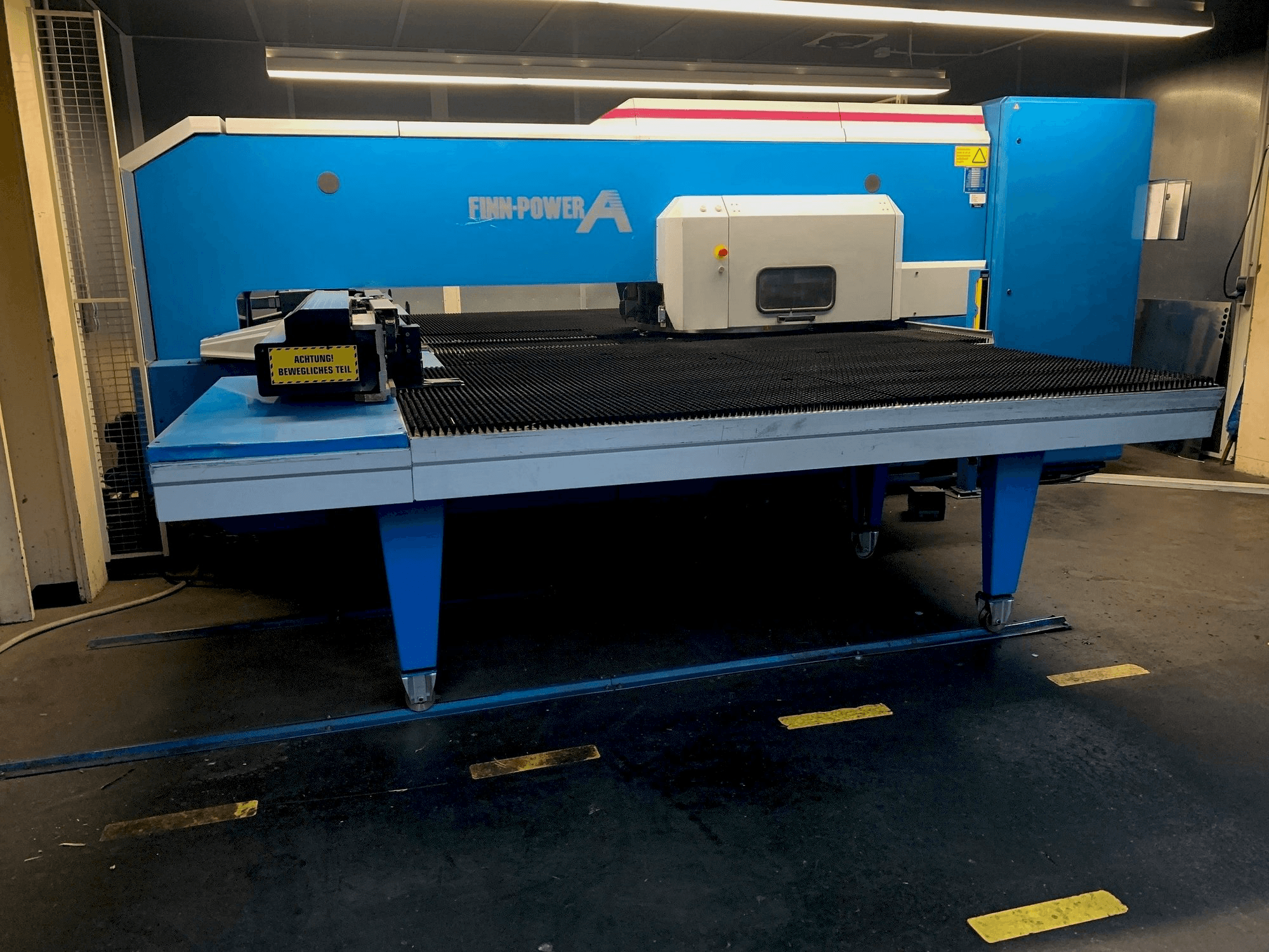 Makine Finn-Power A5 SV - Önden görünüm