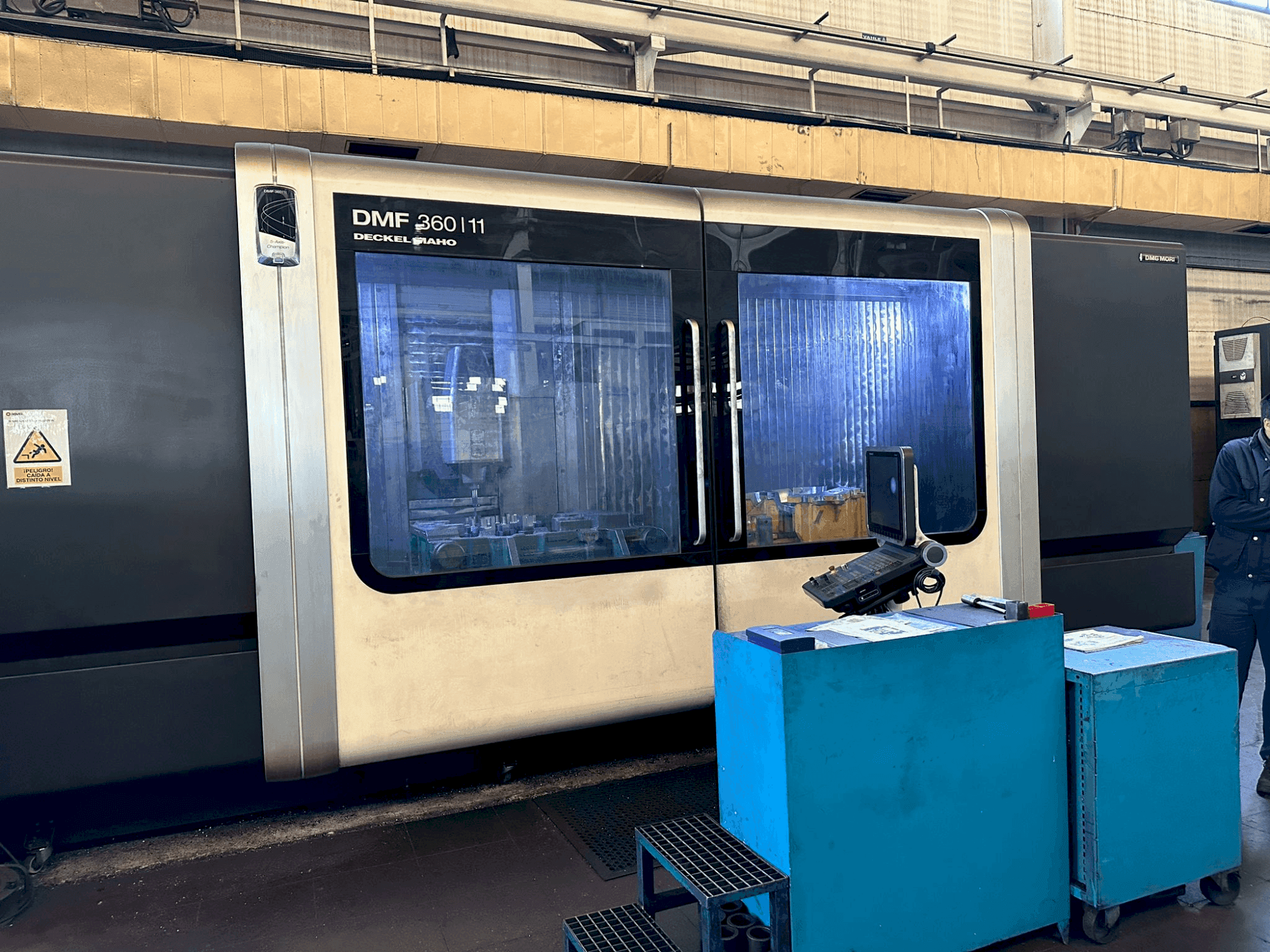 Makine DMG MORI DMF 360-11 - Önden görünüm