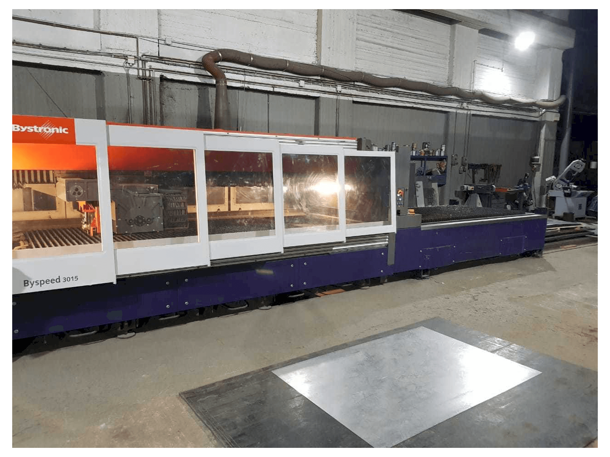 Makine Bystronic BySpeed 3015 - Önden görünüm