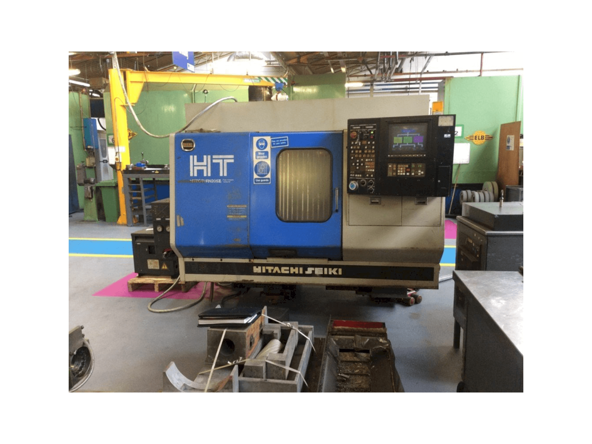 Makine HITACHI SEIKI HT20SII - Önden görünüm