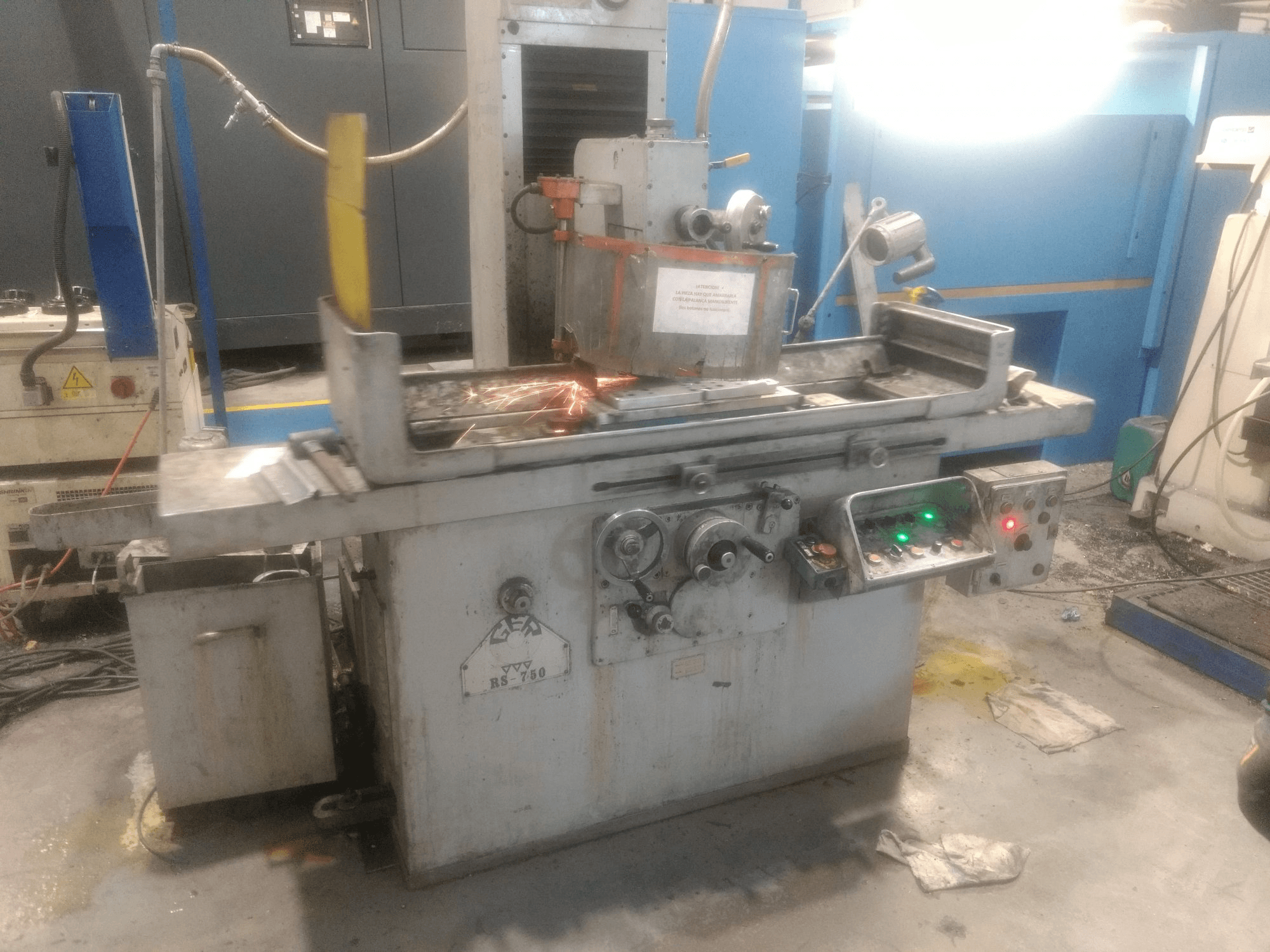 Makine GER - Önden görünüm R.S. 750