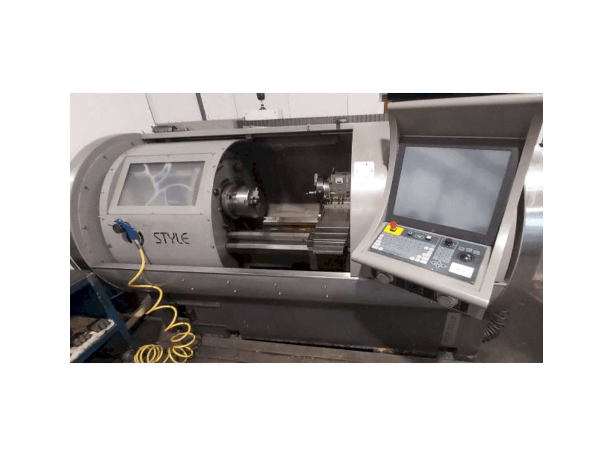 Makine STYLE 410 - Önden görünüm