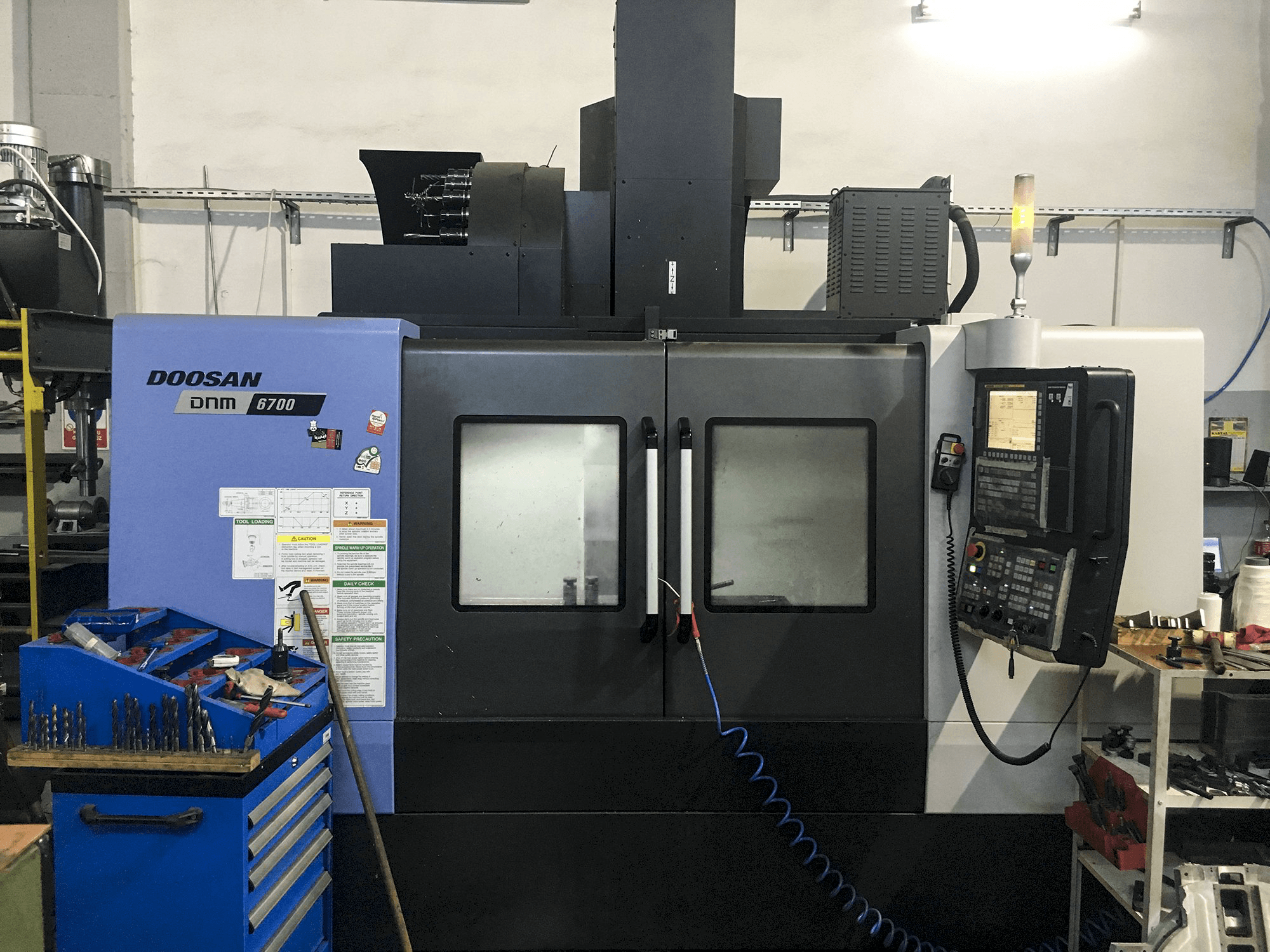 Makine Doosan - Önden görünüm DNM 6700