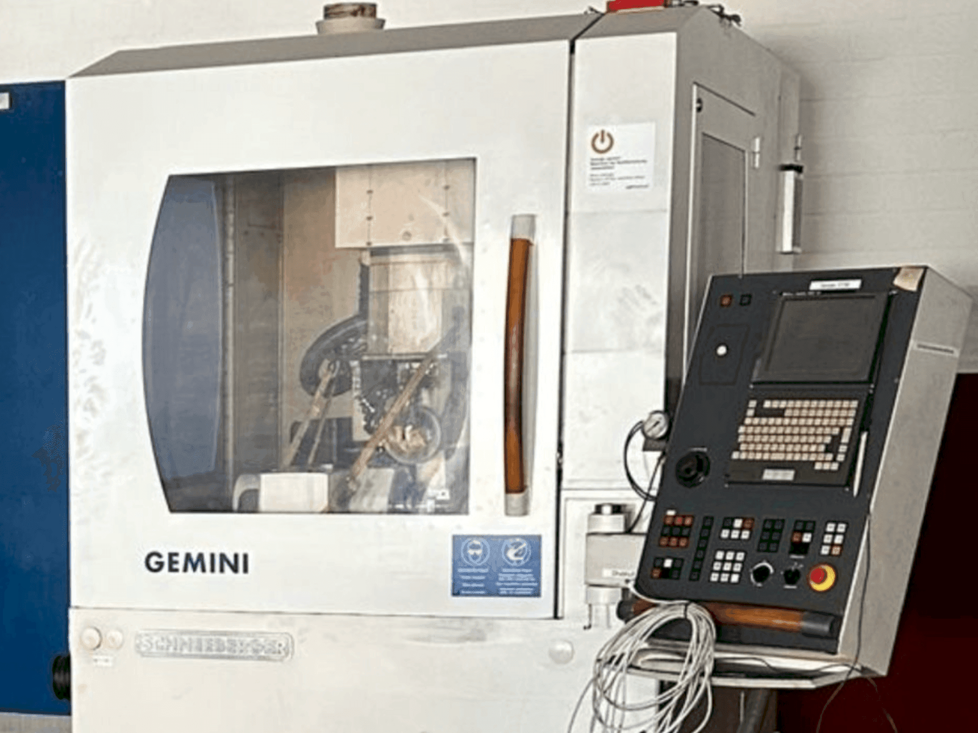 Makine Schneeberger MRG Gemini - Önden görünüm