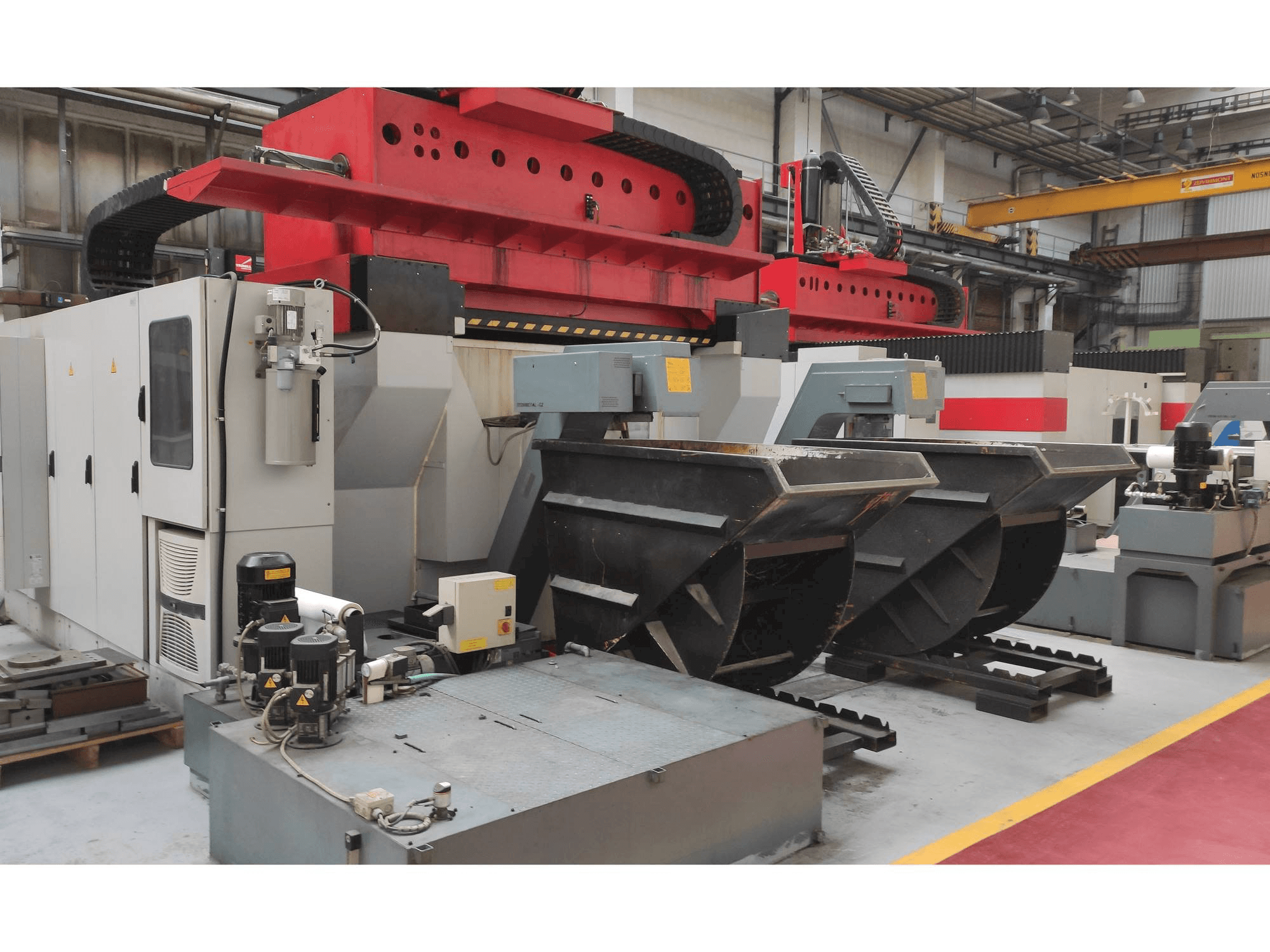 Makine TRIMILL VU 2313 - Önden görünüm