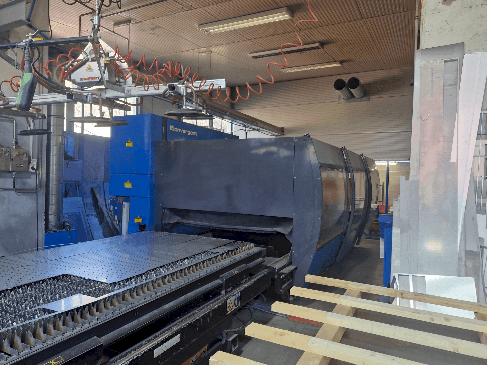 Makine Prima Power Platino 1530 (2017) (2017) - Önden görünüm