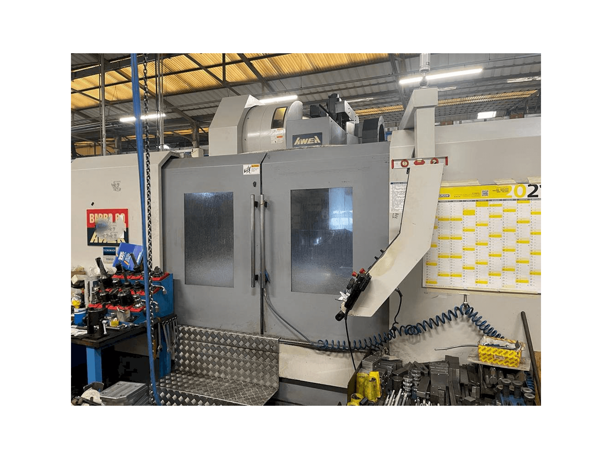 Makine AWEA BM-1600 - Önden görünüm