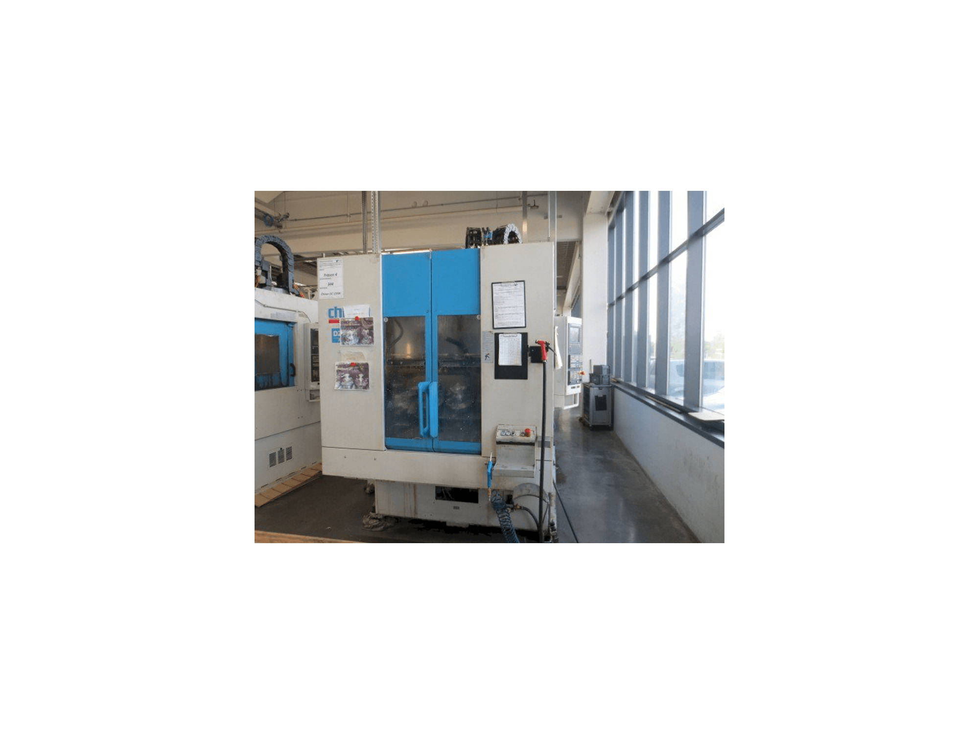 Makine CHIRON DZ 15K W - Önden görünüm