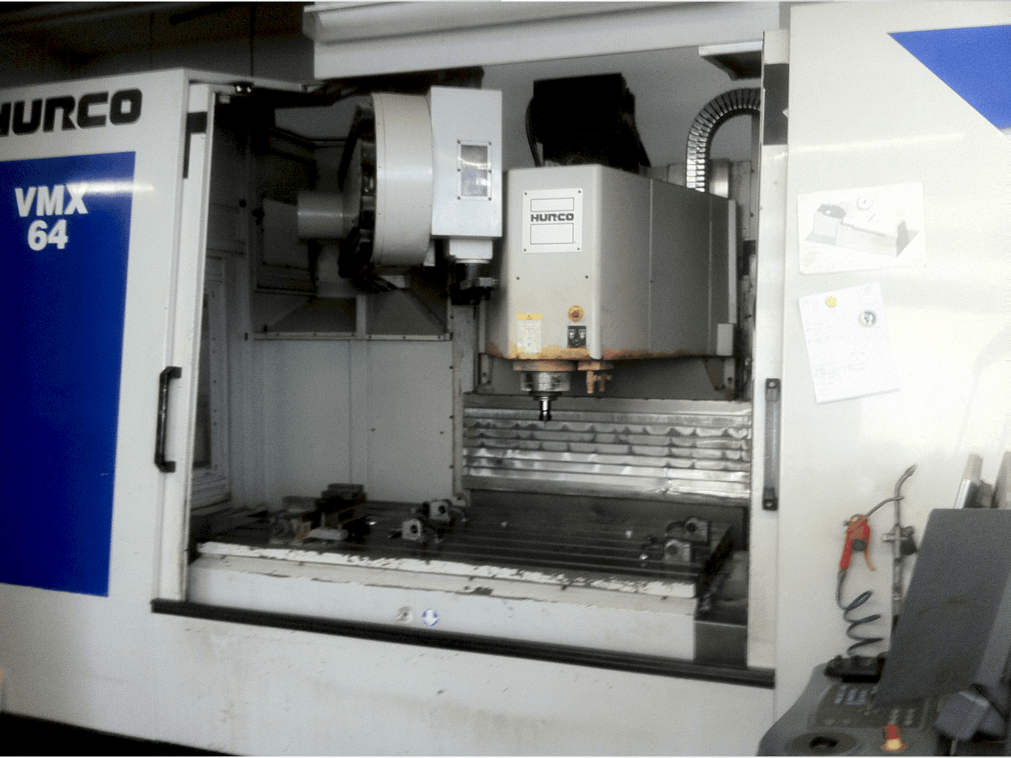 Makine Hurco VMX 64/50T - Önden görünüm