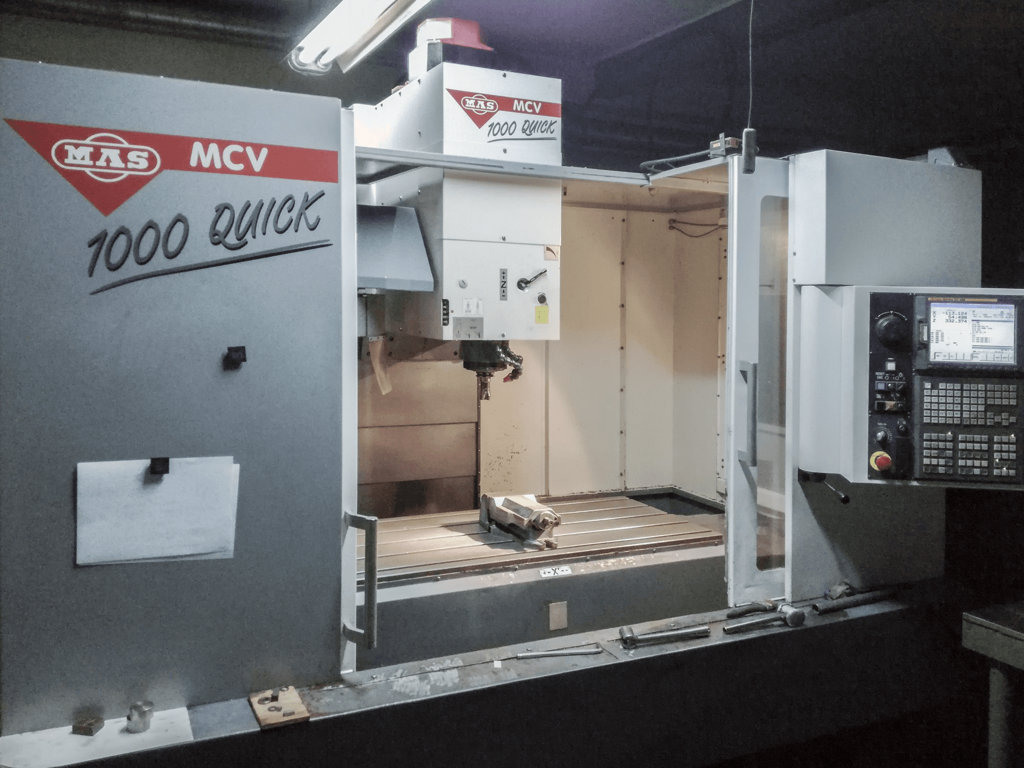 Makine KOVOSVIT MAS - Sol görünüm MCV 1000 QUICK