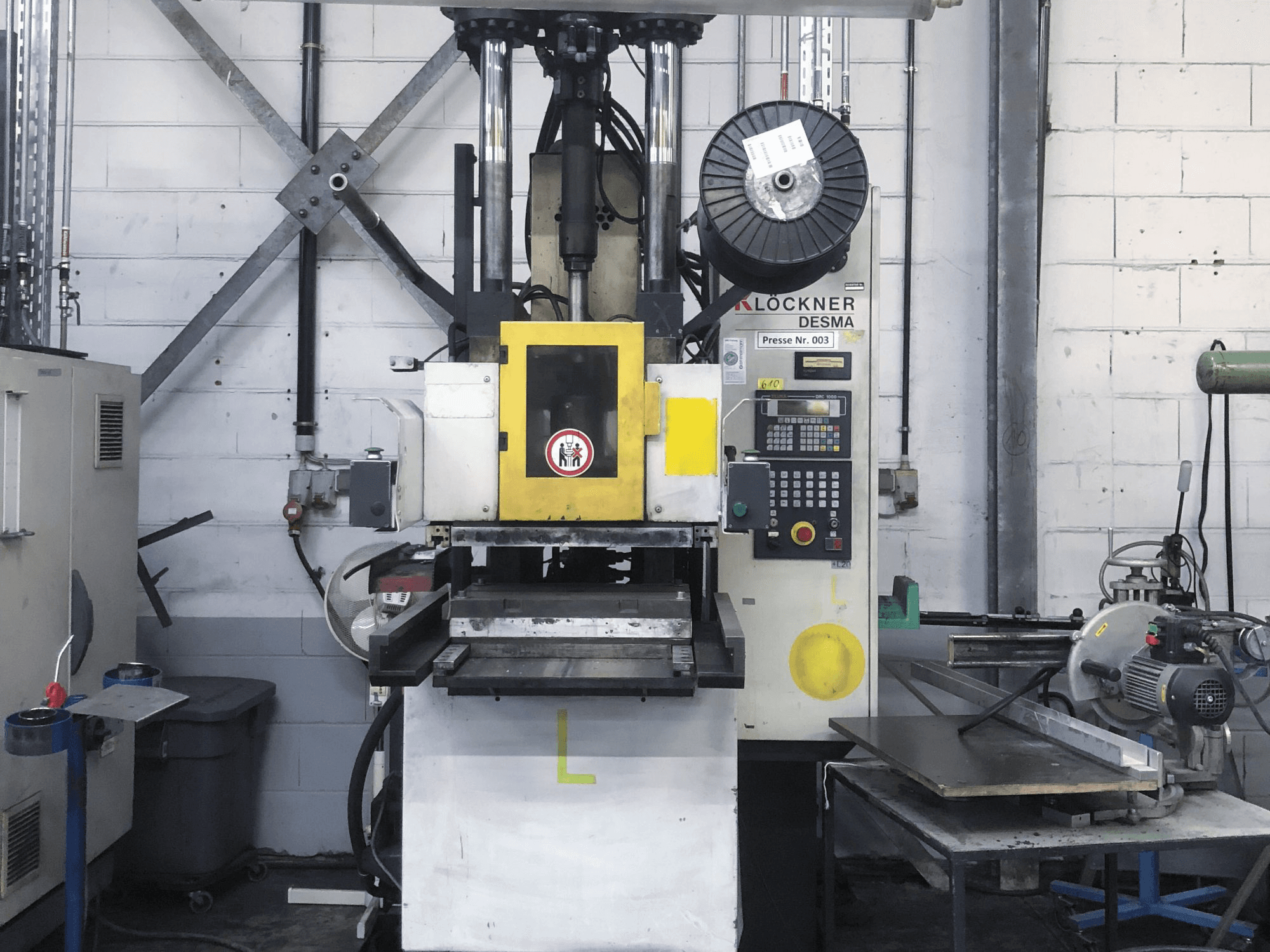 Makine Kloeckner Desma - Önden görünüm 956.050 ZO