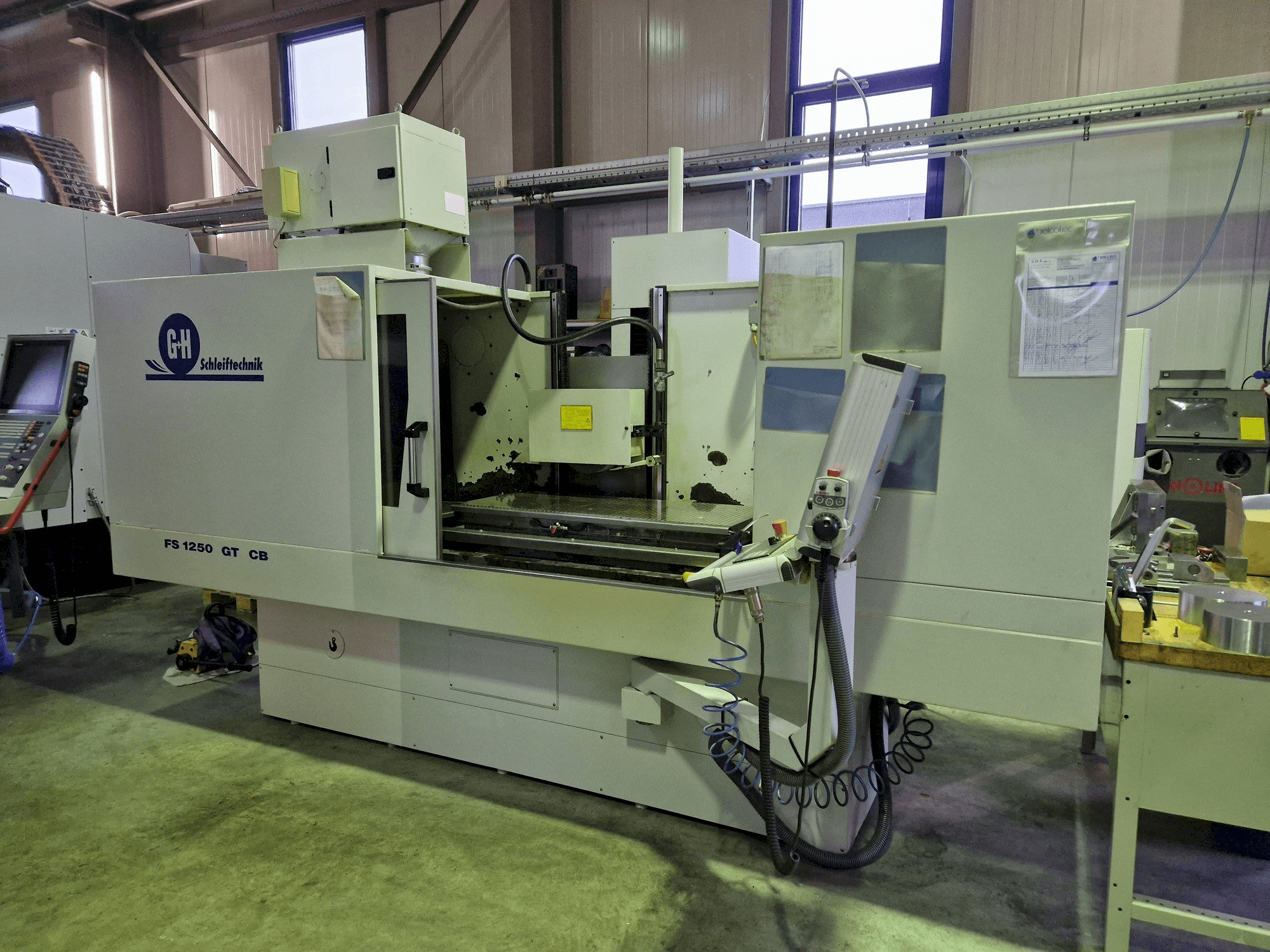 Makine GEIBEL & HOTZ FS 1250 GT CB - Önden görünüm