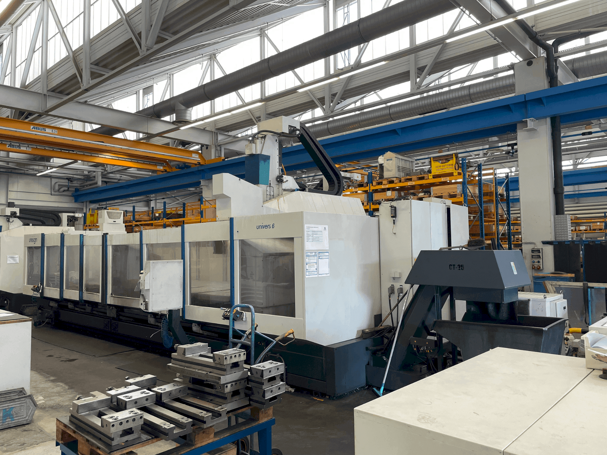 Makine Unisign UNIVERS 6 - Önden görünüm