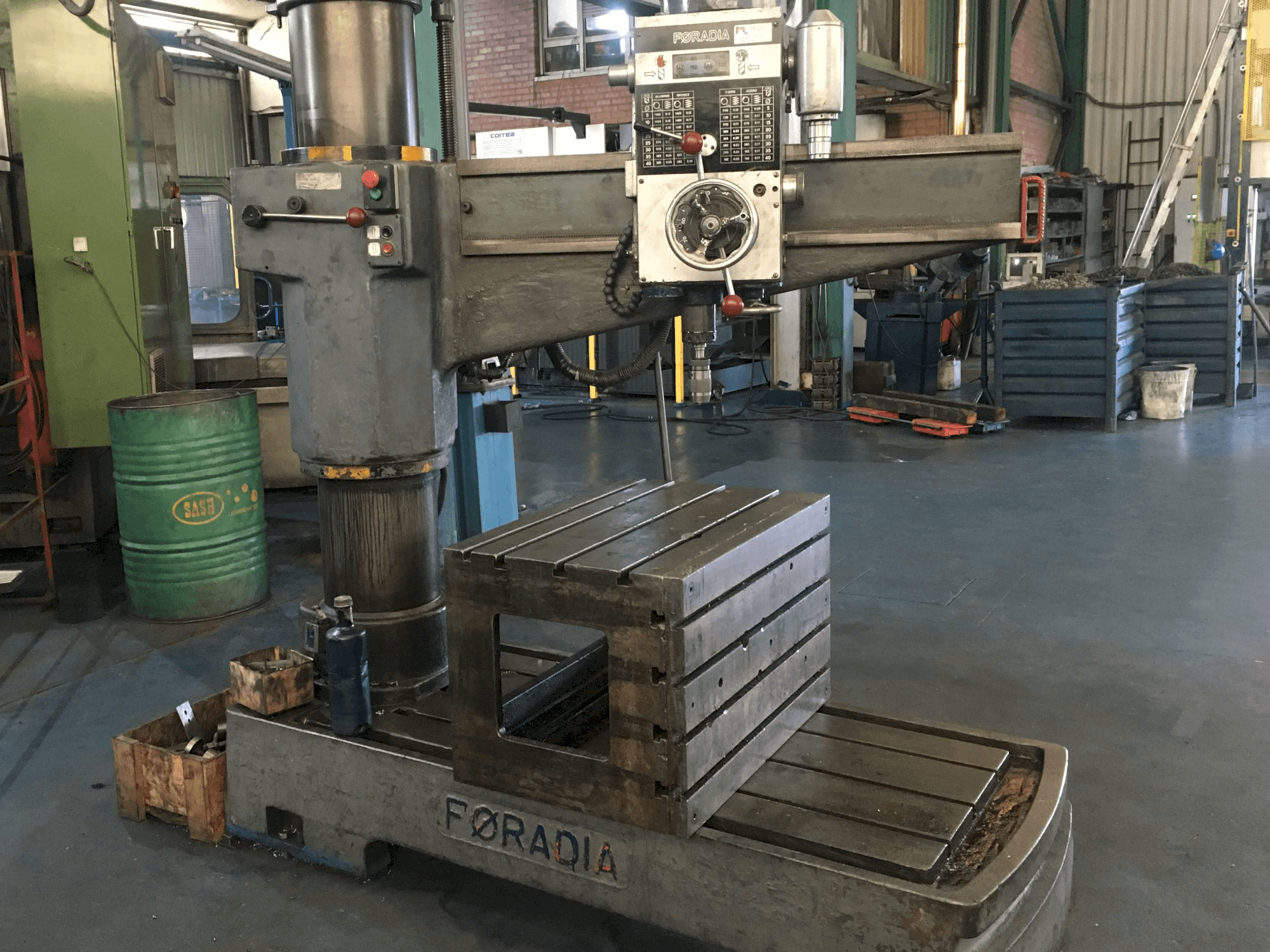 Makine FORADIA - Sol görünüm GR 50/1200