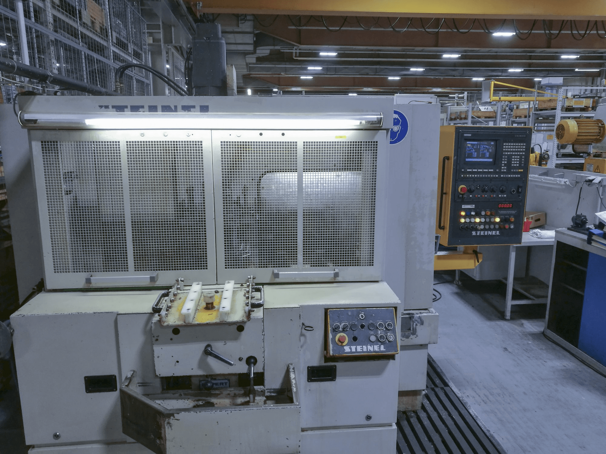 Makine STEINEL - Önden görünüm BZ 20