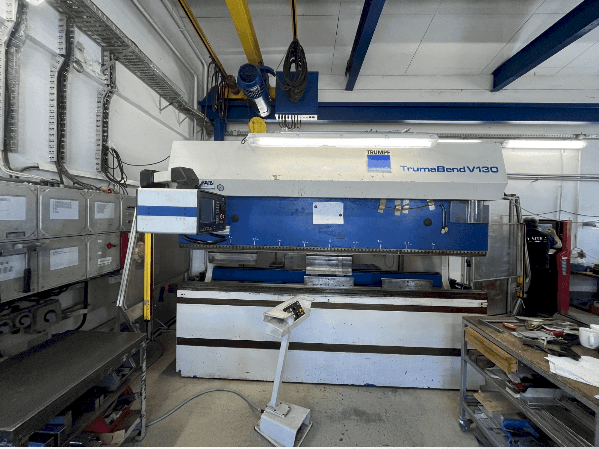 Makine TRUMPF TrumaBend V130 - Önden görünüm