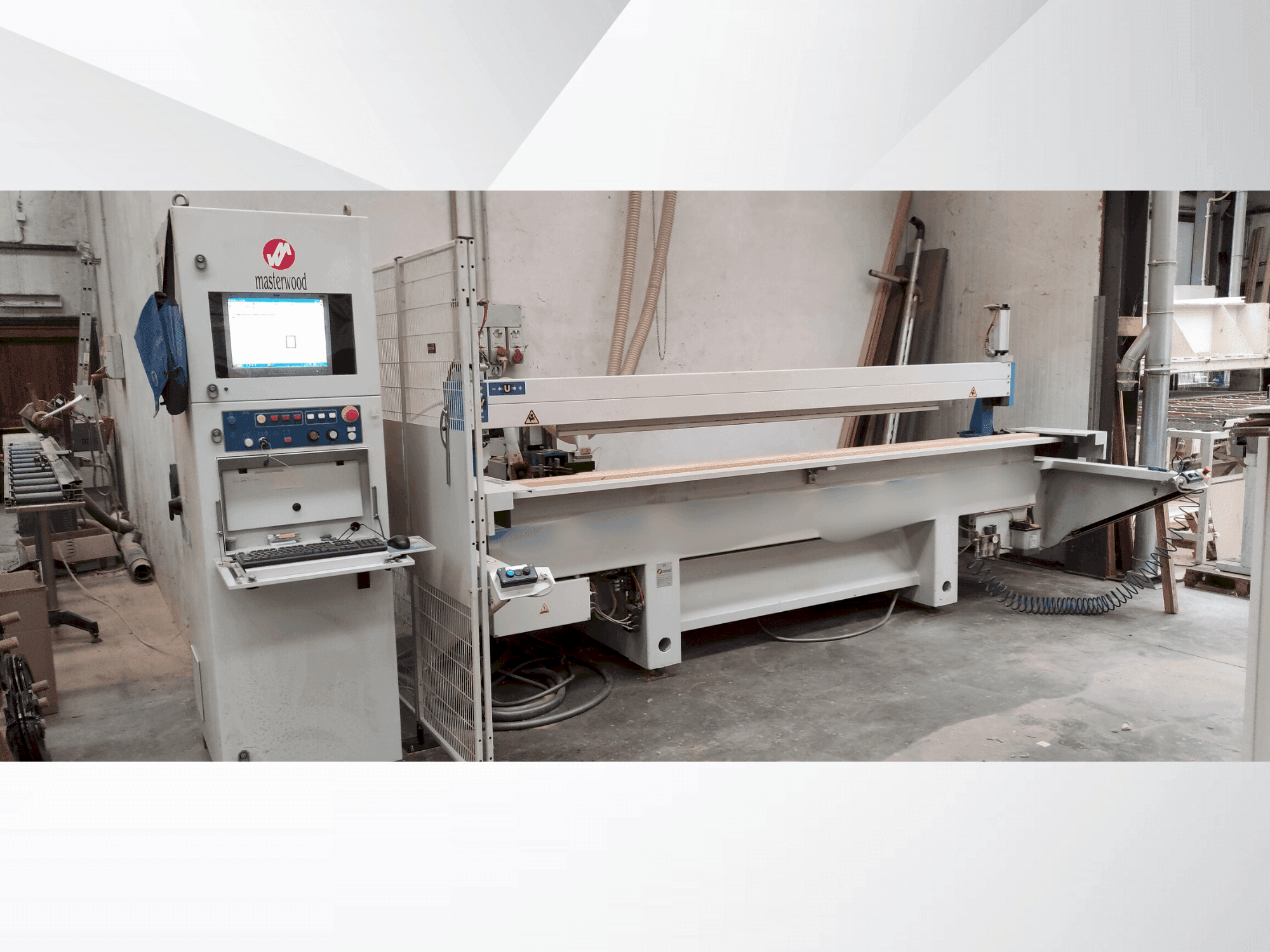Makine MASTERWOOD OM B1 CN3KF - Önden görünüm