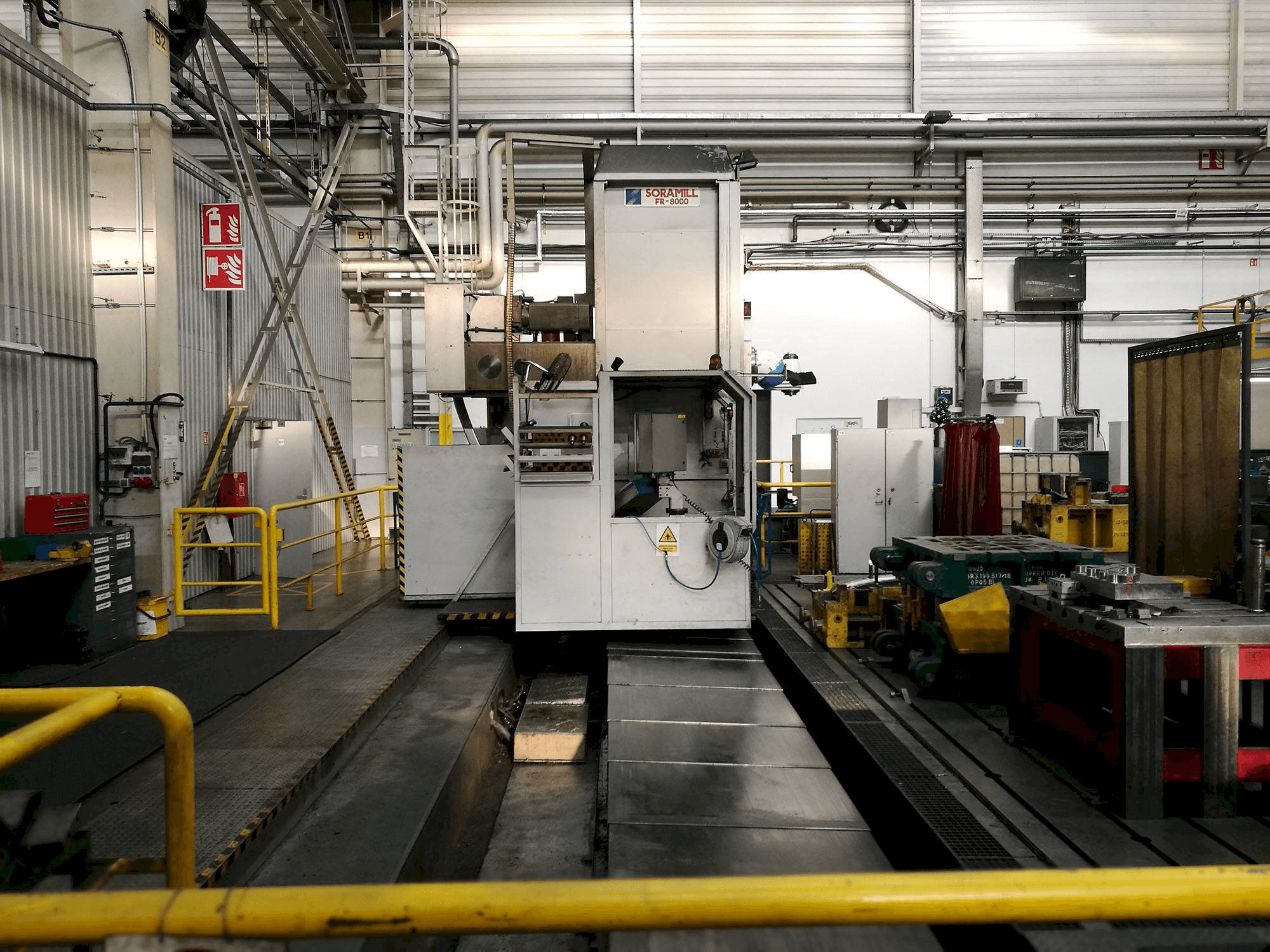 Makine Soraluce FR-8000 - Önden görünüm