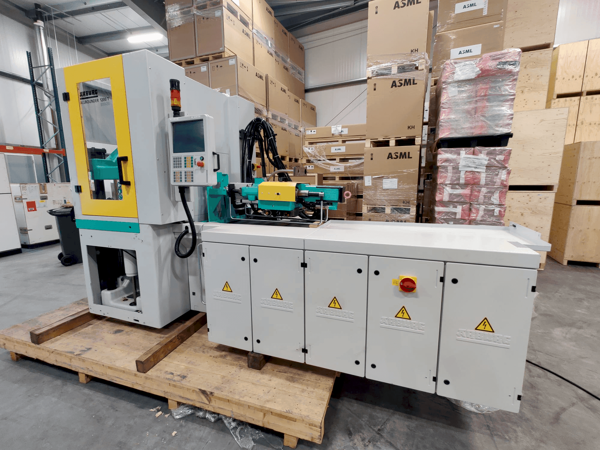 Makine Arburg ALLROUNDER 1200 T 800-70 - Önden görünüm