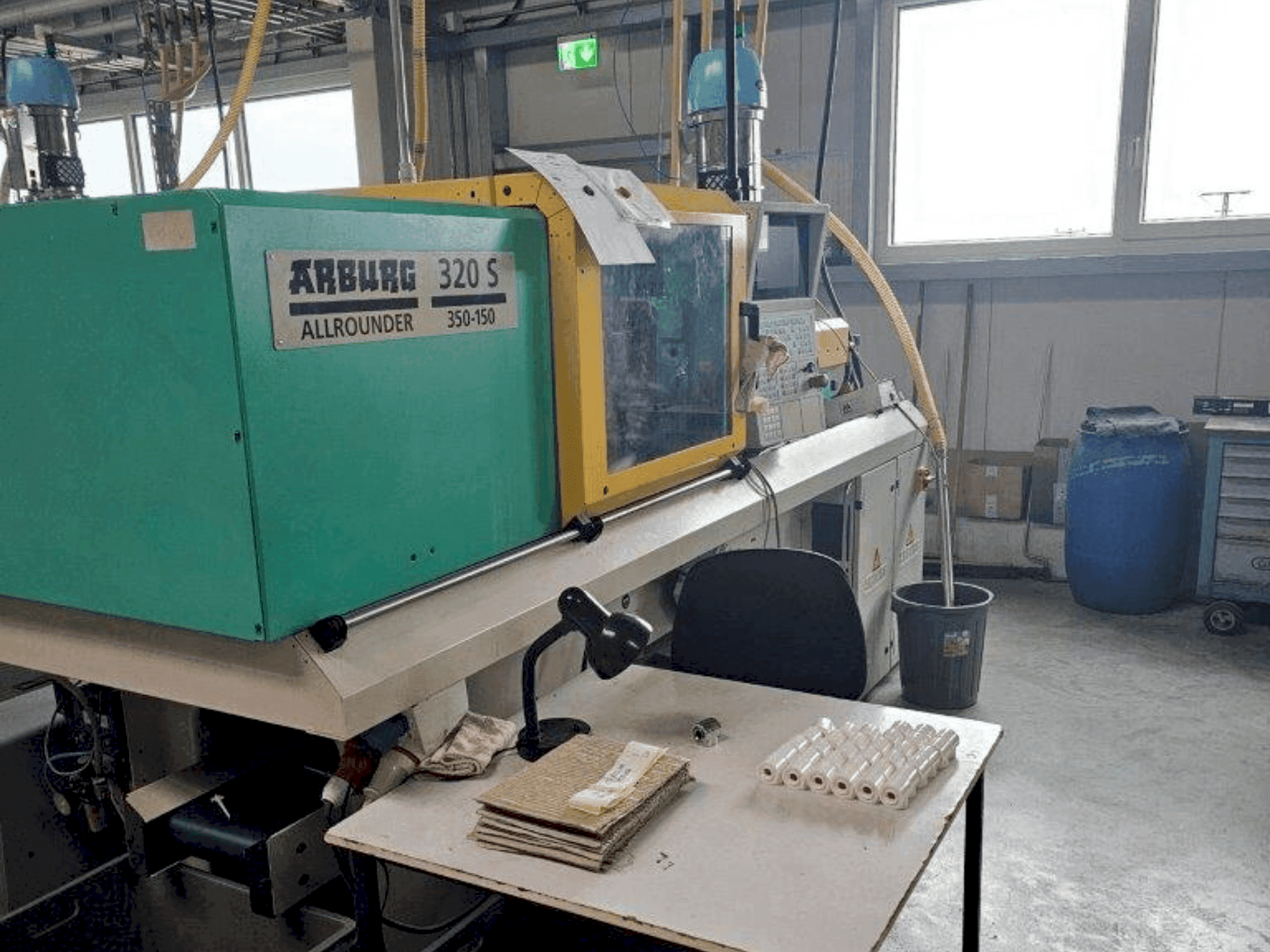 Makine Arburg 320 S 350-150 - Önden görünüm