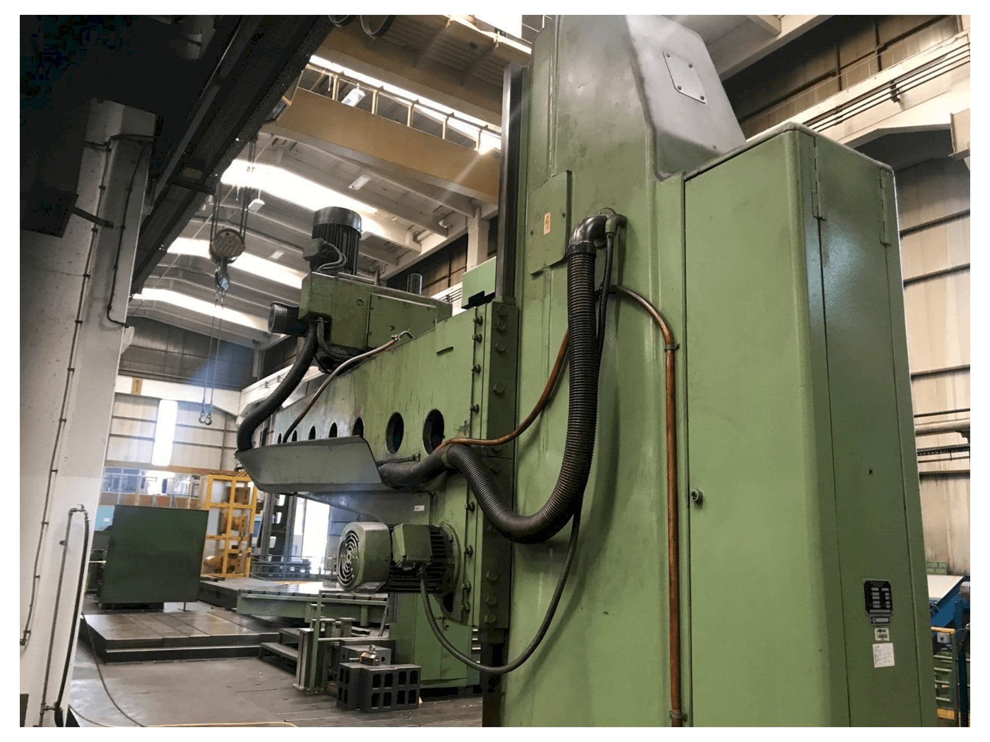 Makine TOS Vrp 8 A - Önden görünüm