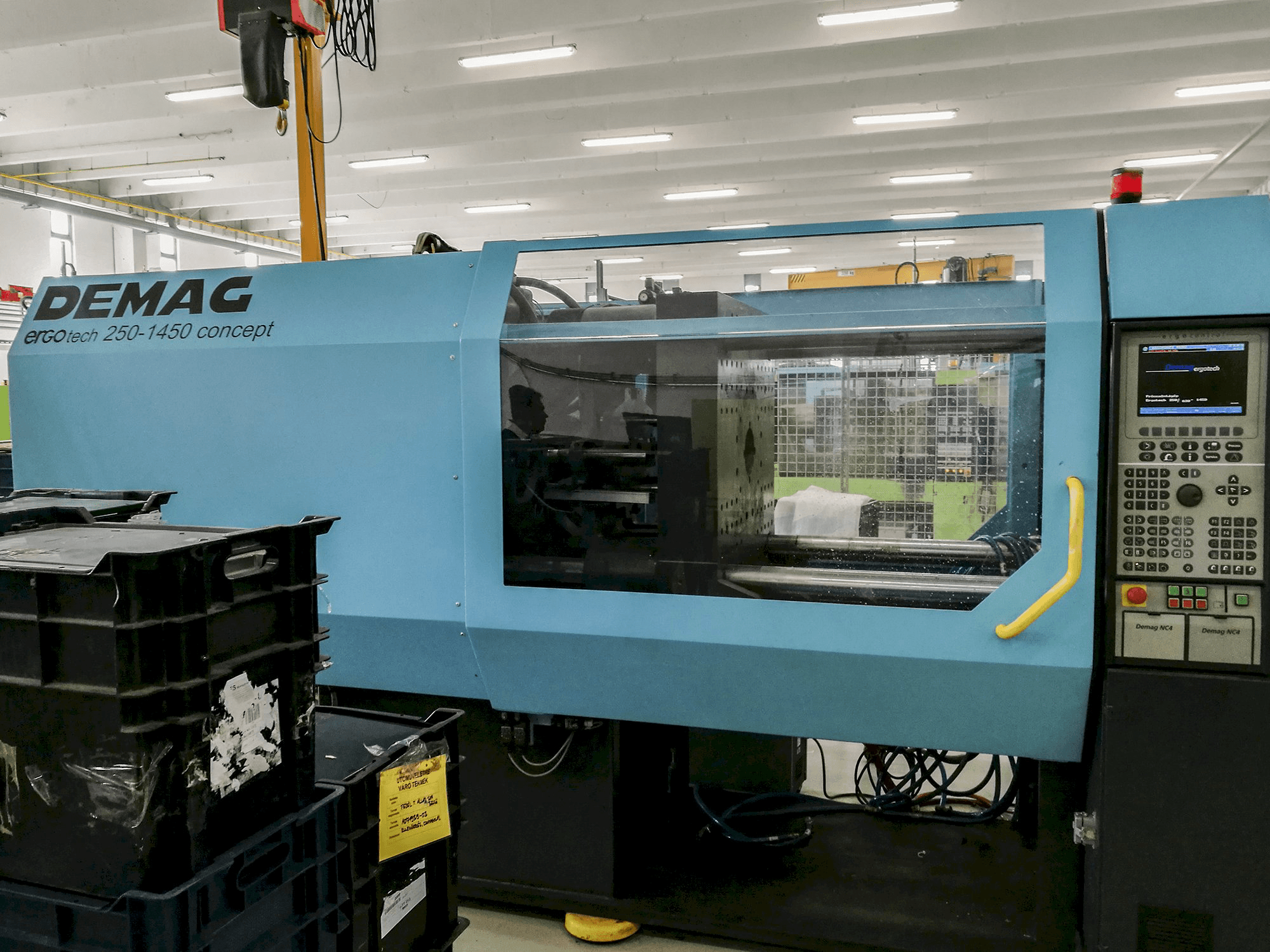 Makine DEMAG - Önden görünüm Ergotech concept 2500-1450