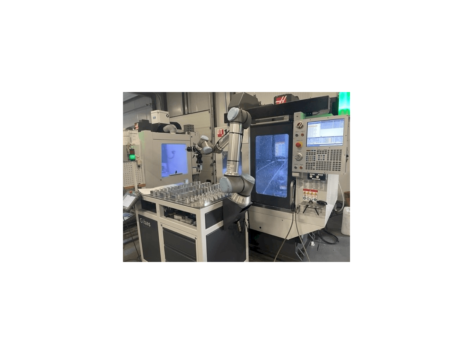 Makine HAAS DT-1 - Önden görünüm