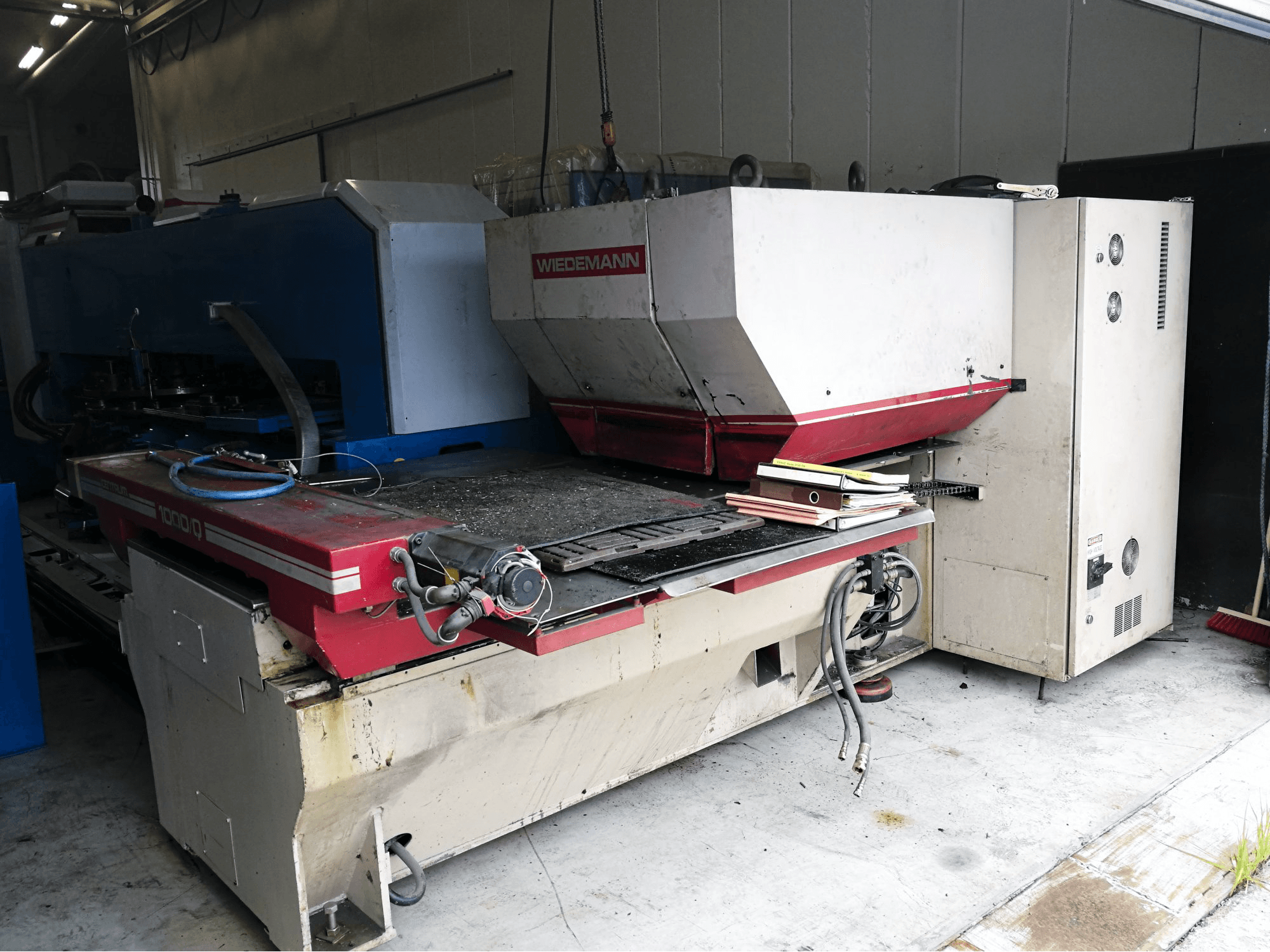 Makine 1 Murata Wiedemann - Sağdan görünüm C-1000