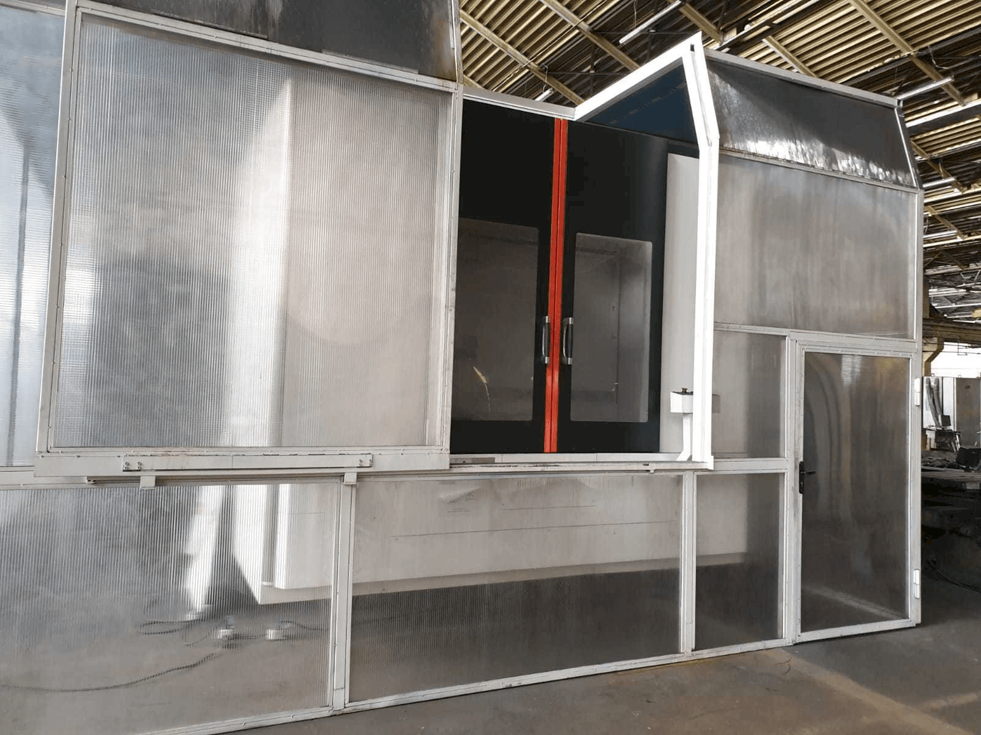 Makine Mazak HCN 8800-II Nexus - Önden görünüm