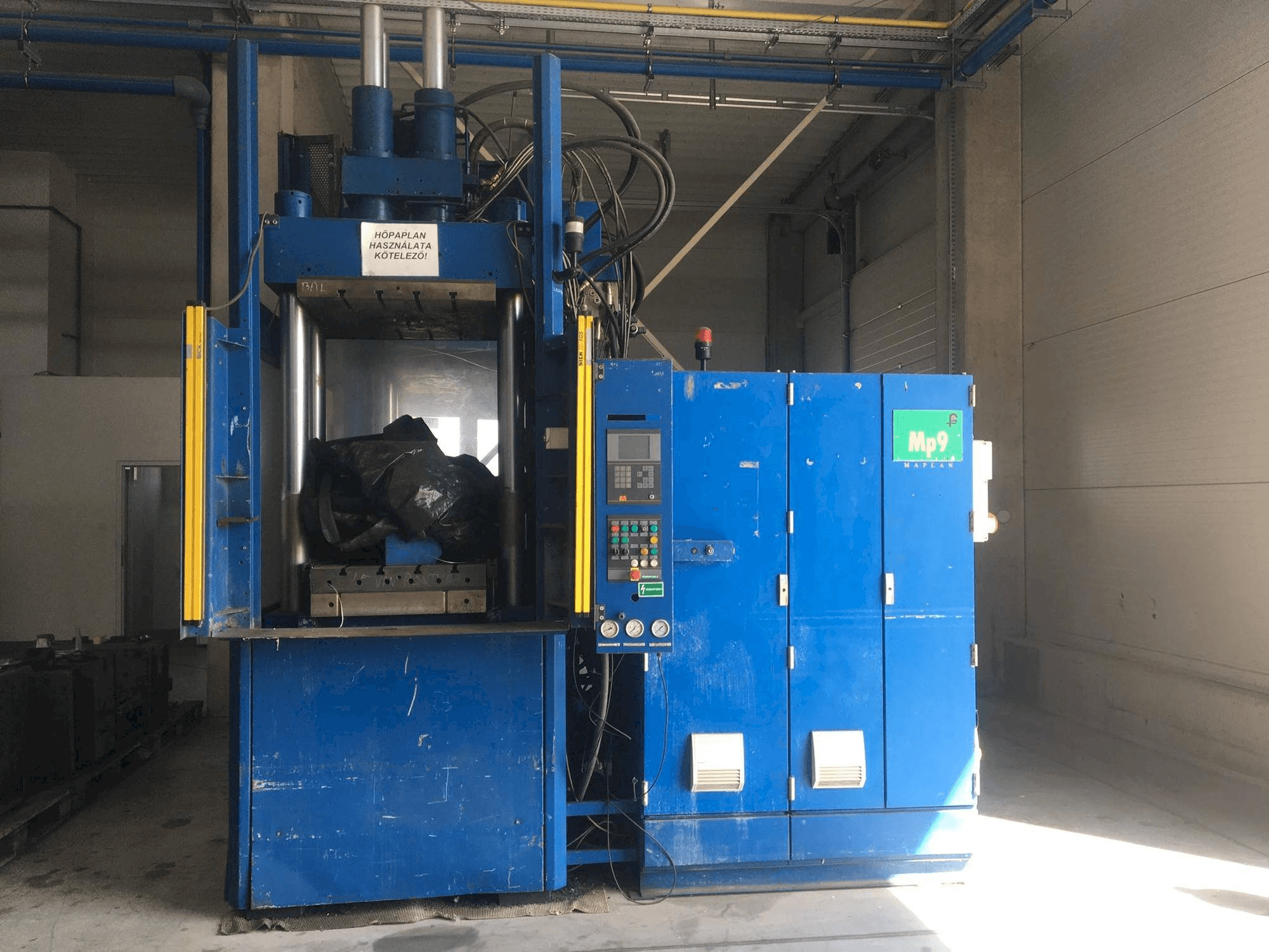 Makine MAPLAN MTF 750/300 - Önden görünüm