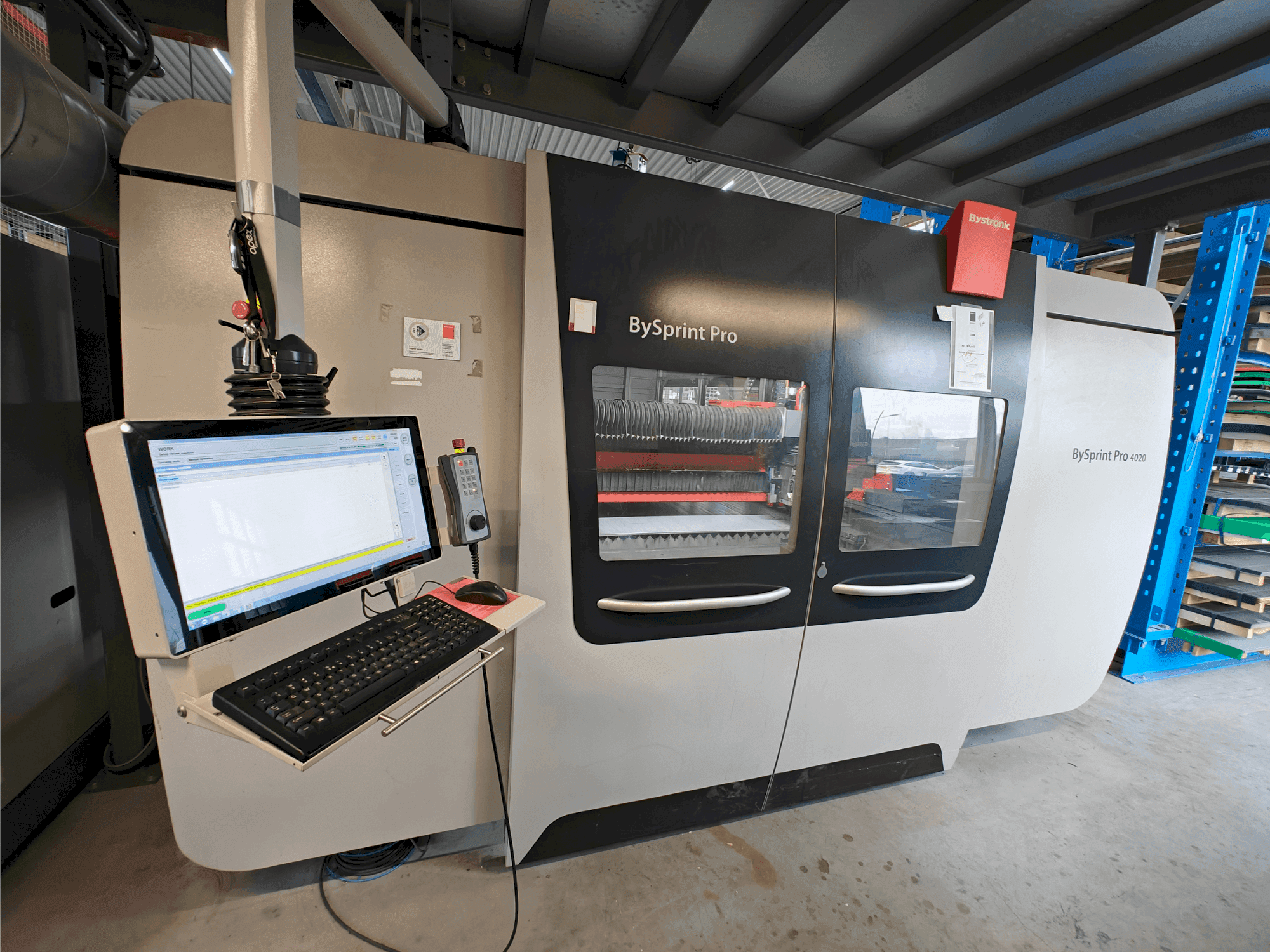 Makine Bystronic Bysprint Pro 4020 - Önden görünüm