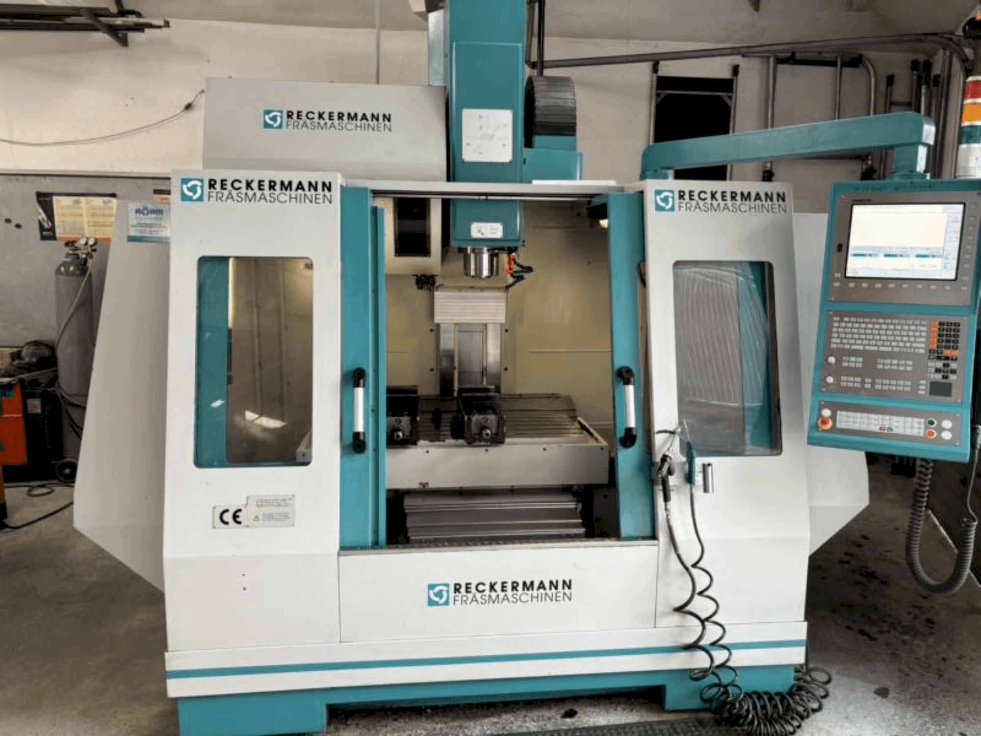 Makine RECKERMANN RBZ 1050 - Önden görünüm