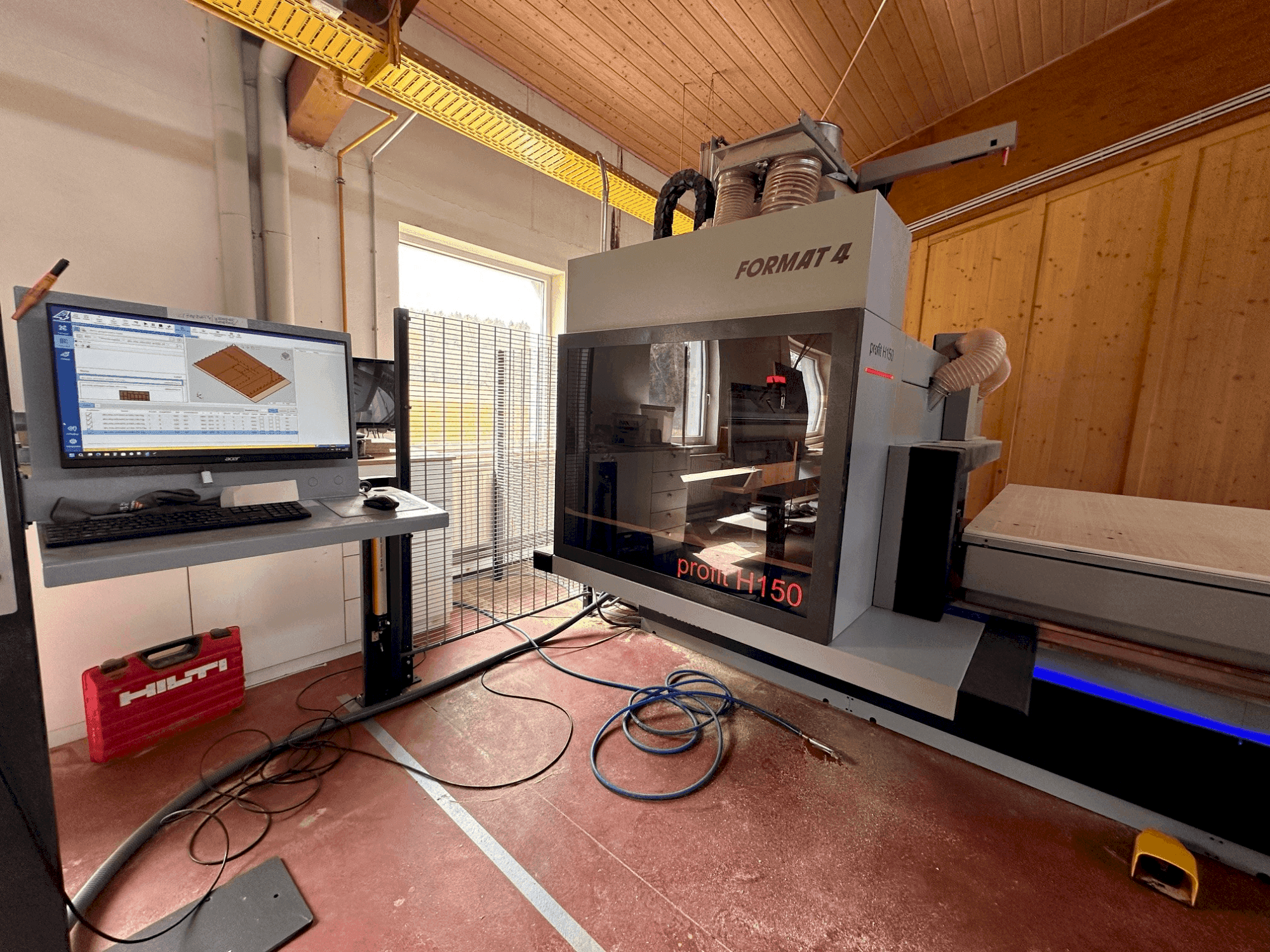 Makine FORMAT4 Profit H150 22.32 T - Önden görünüm