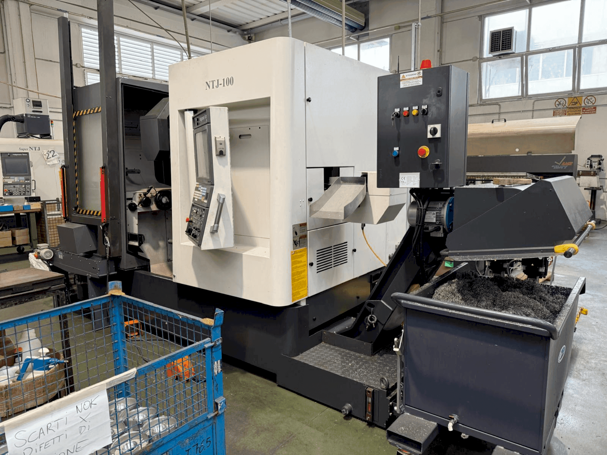 Makine NAKAMURA Super NTJ100 - Önden görünüm